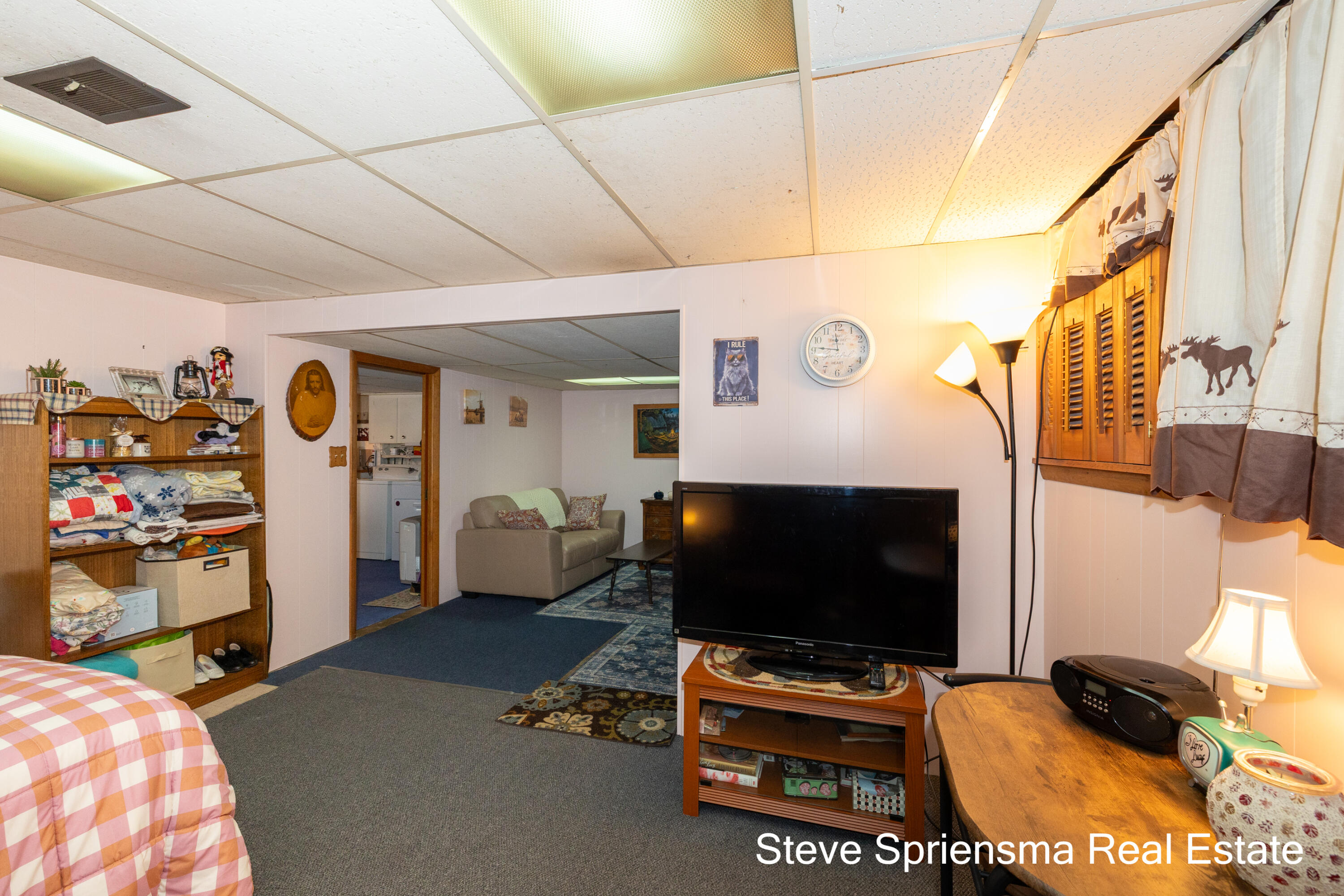 1355 Derby Drive NW Grand Rapids MI 49504