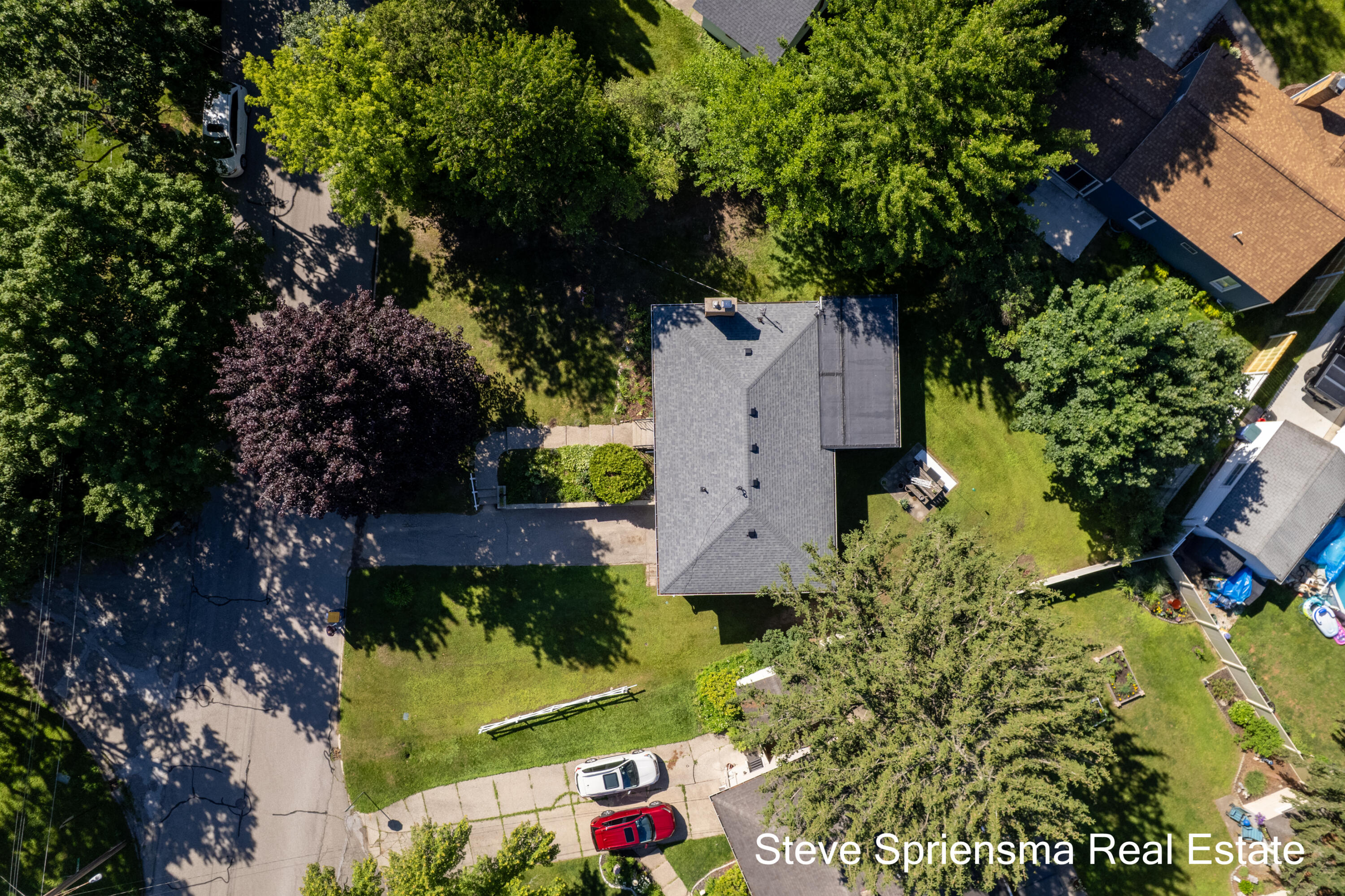1355 Derby Drive NW Grand Rapids MI 49504