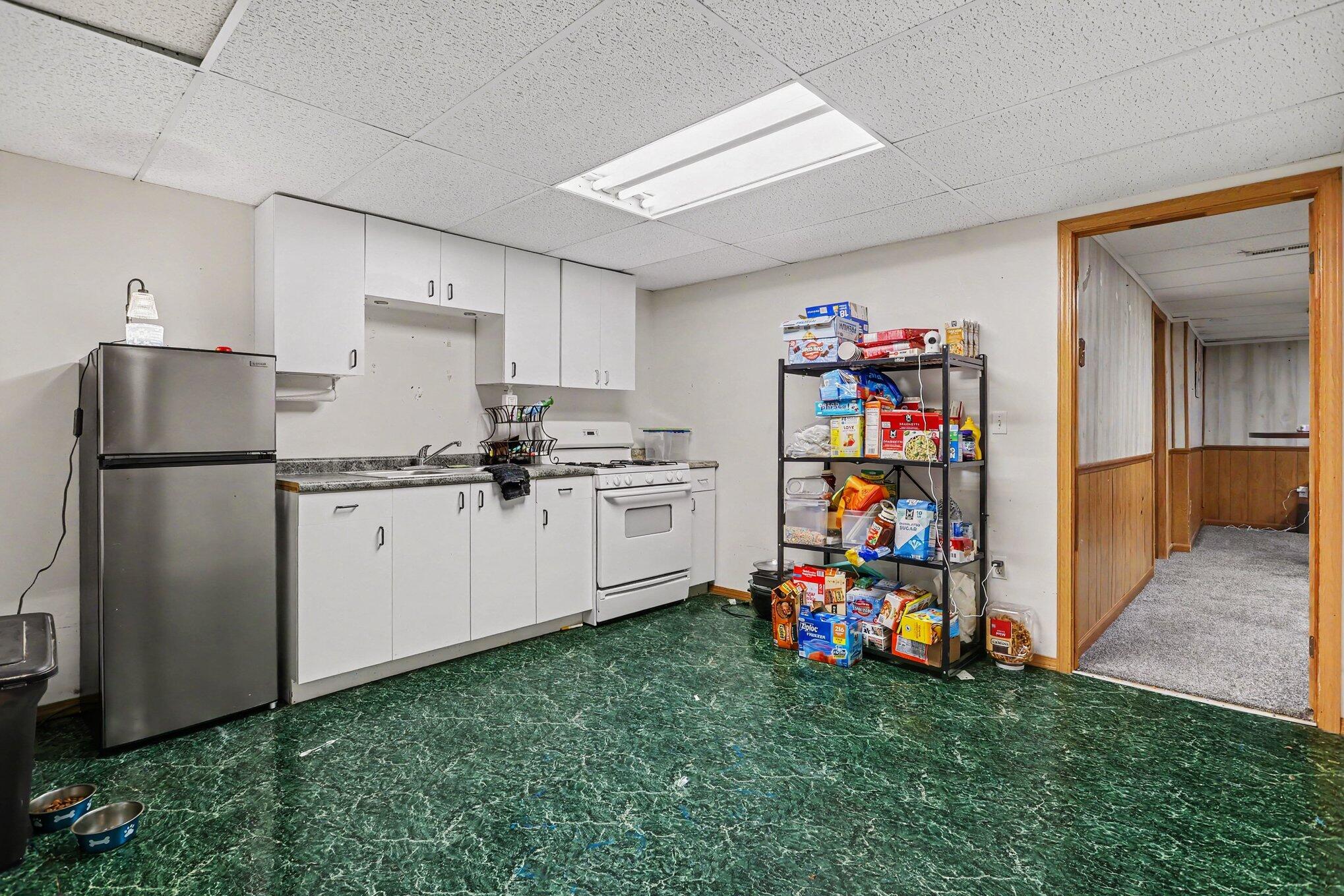 4448 E River Road Buchanan MI 49107