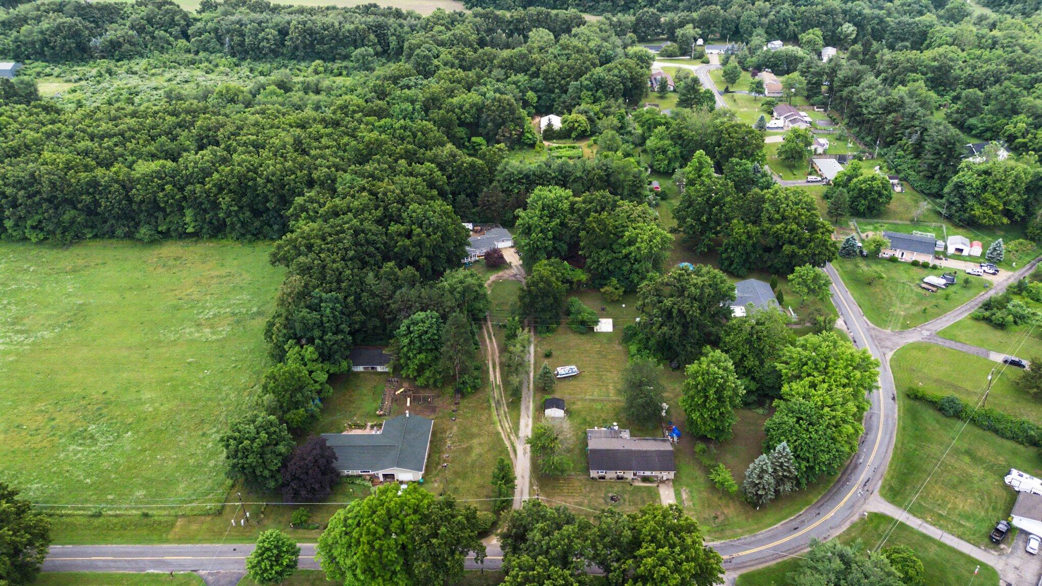 4448 E River Road Buchanan MI 49107