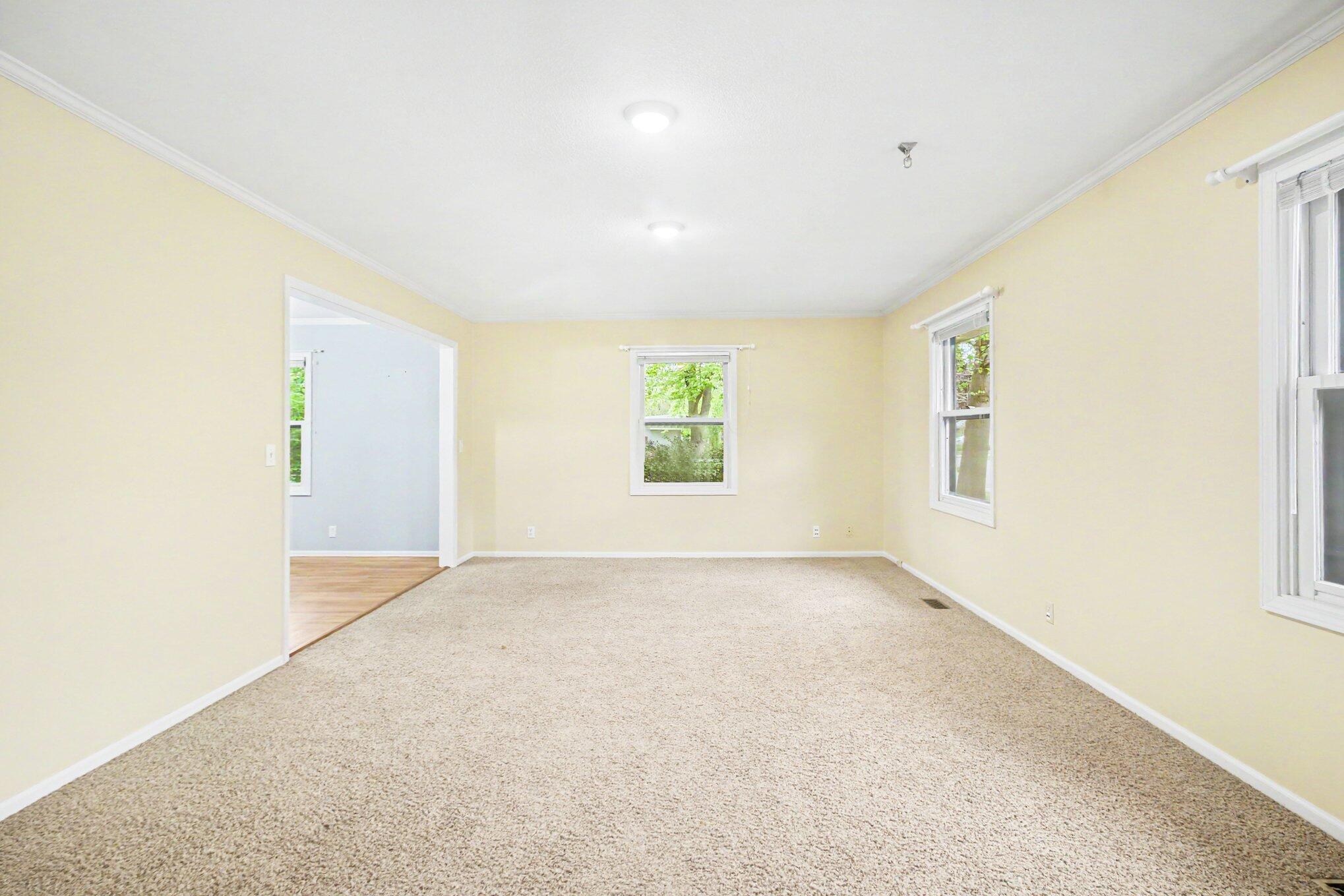 776 Meadowbrook Avenue Holland MI 49423