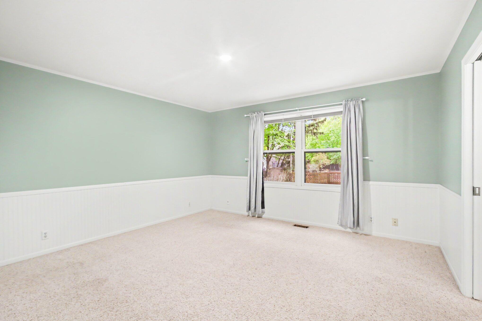 776 Meadowbrook Avenue Holland MI 49423
