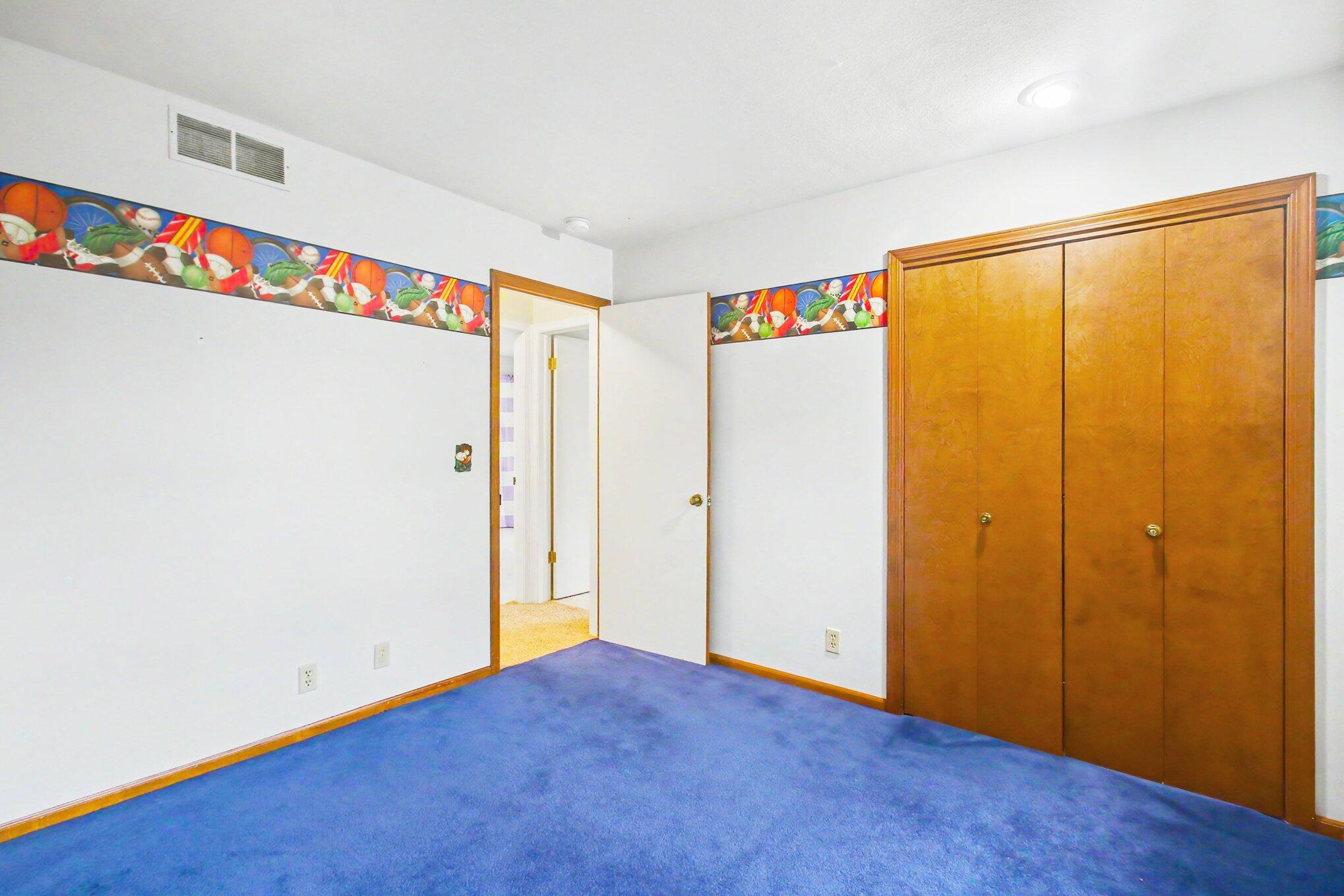 776 Meadowbrook Avenue Holland MI 49423