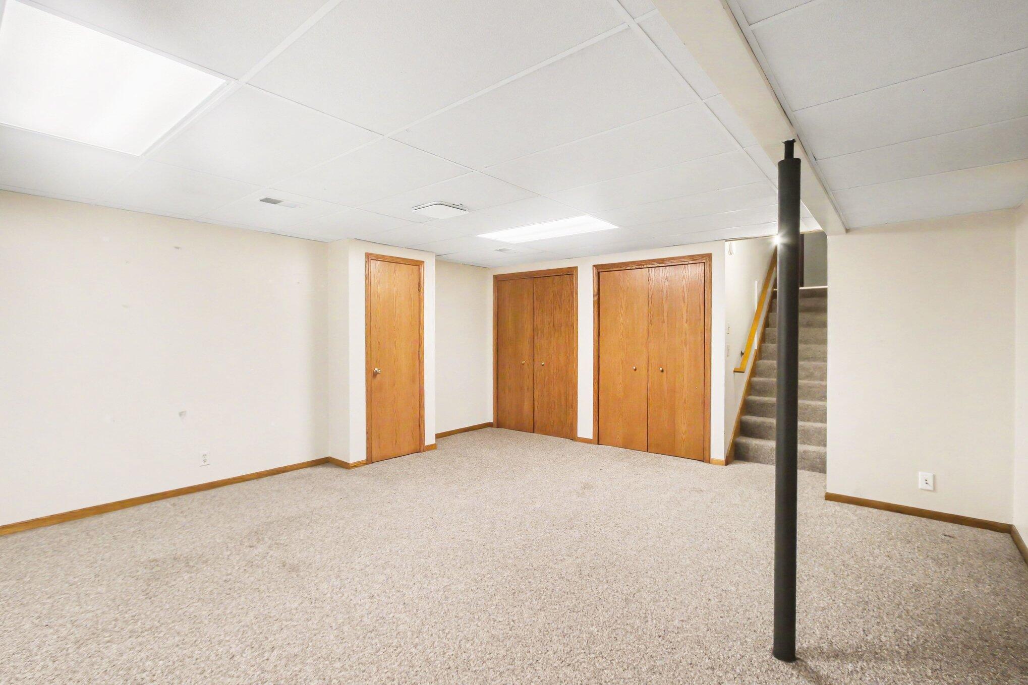 776 Meadowbrook Avenue Holland MI 49423