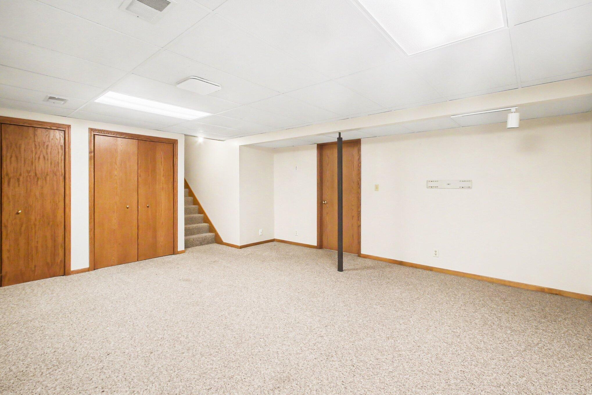 776 Meadowbrook Avenue Holland MI 49423