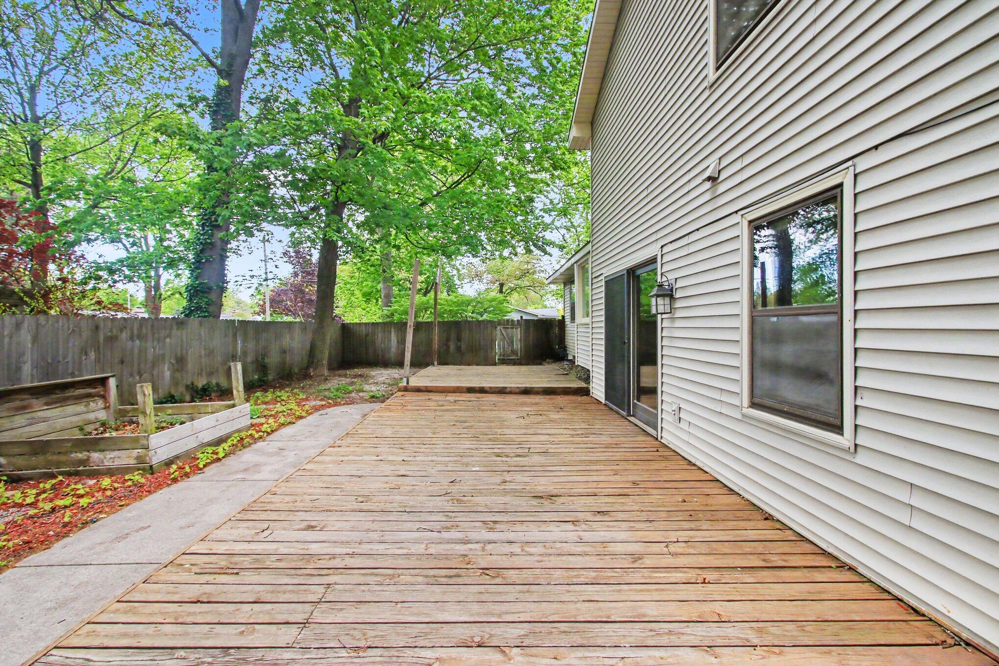 776 Meadowbrook Avenue Holland MI 49423