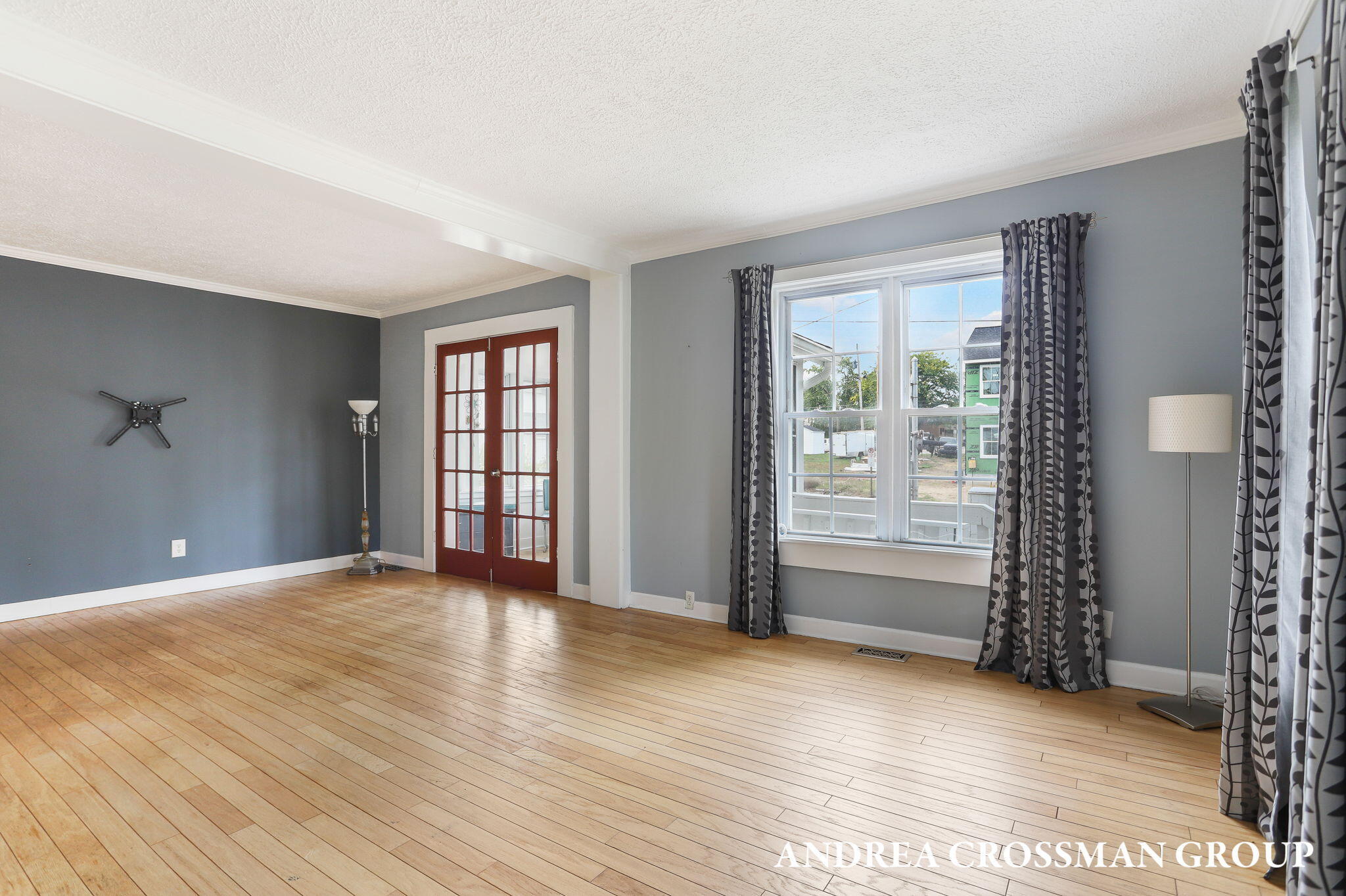 523 Fulton Avenue Grand Haven MI 49417