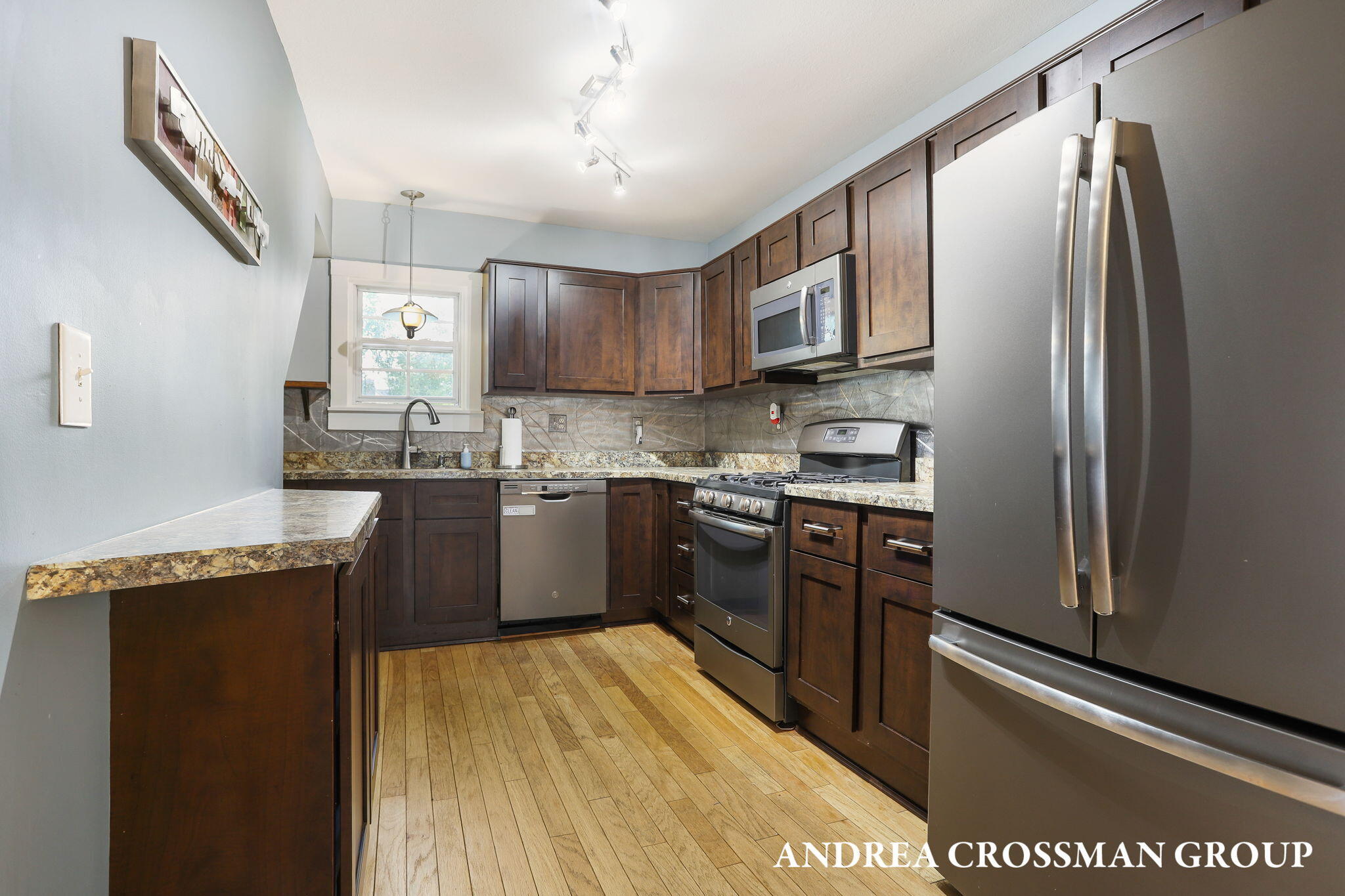 523 Fulton Avenue Grand Haven MI 49417