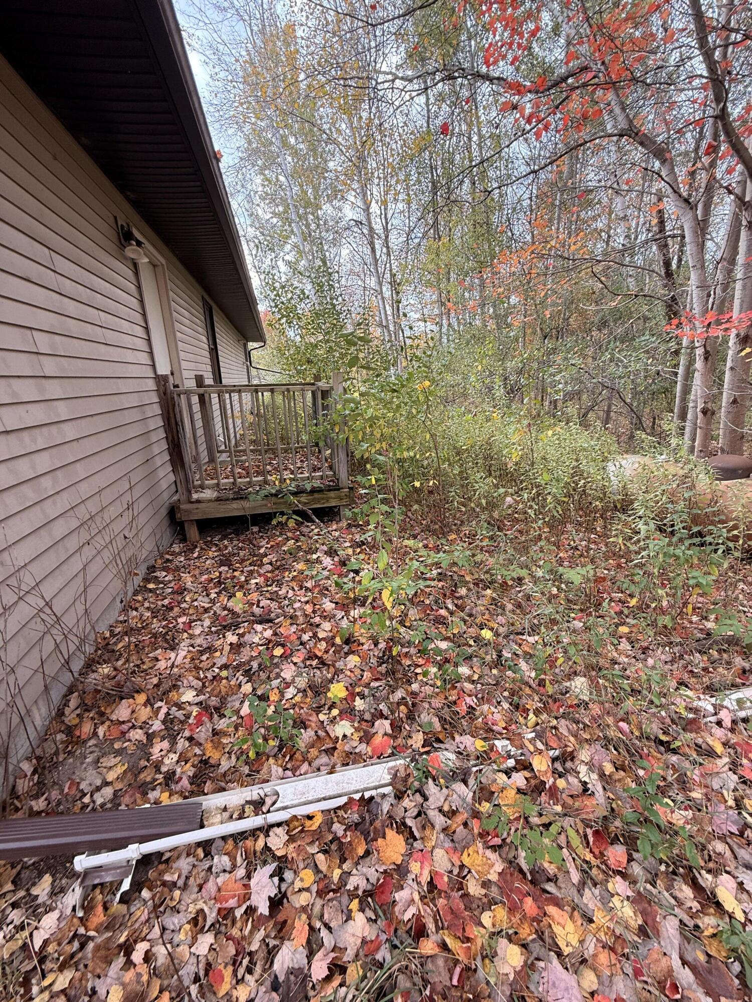 543 N Dennis Road Ludington MI 49431
