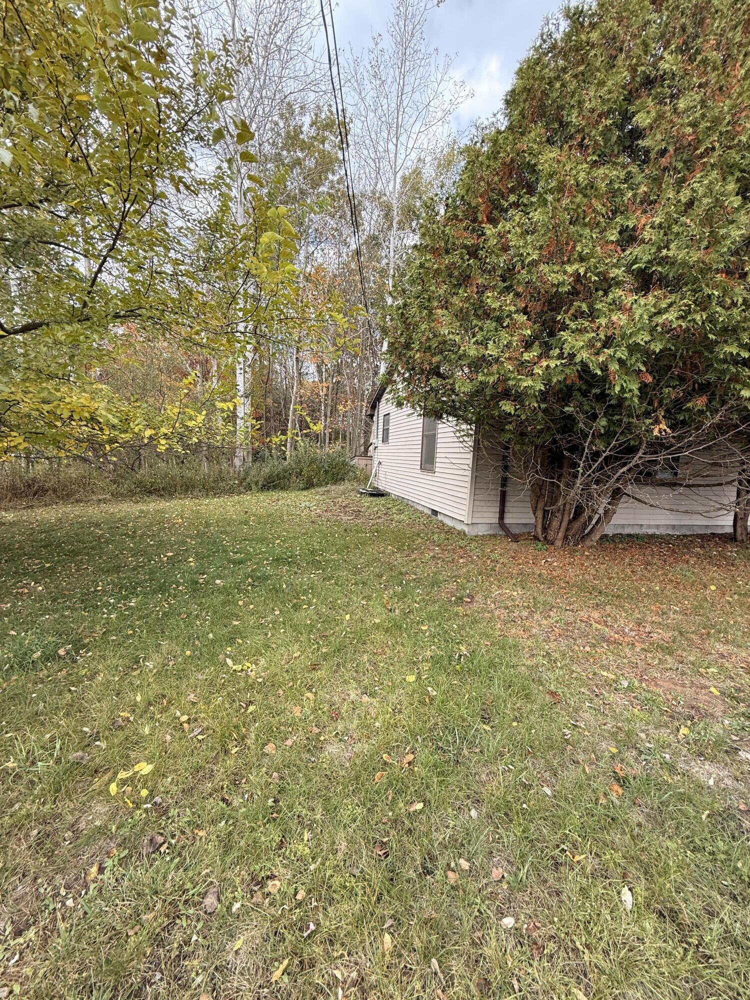 543 N Dennis Road Ludington MI 49431