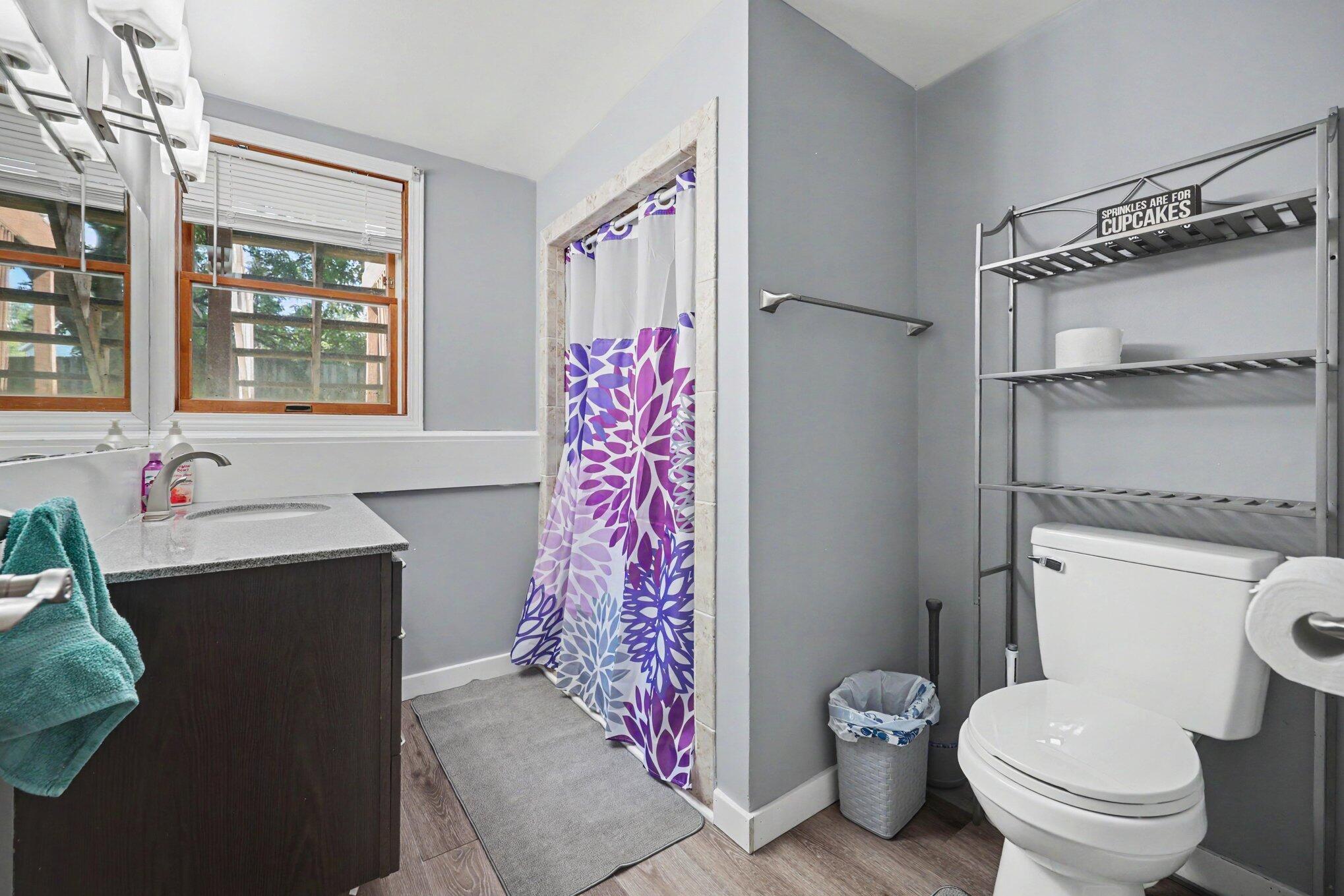 1657 Loralee Street SE Grand Rapids MI 49508