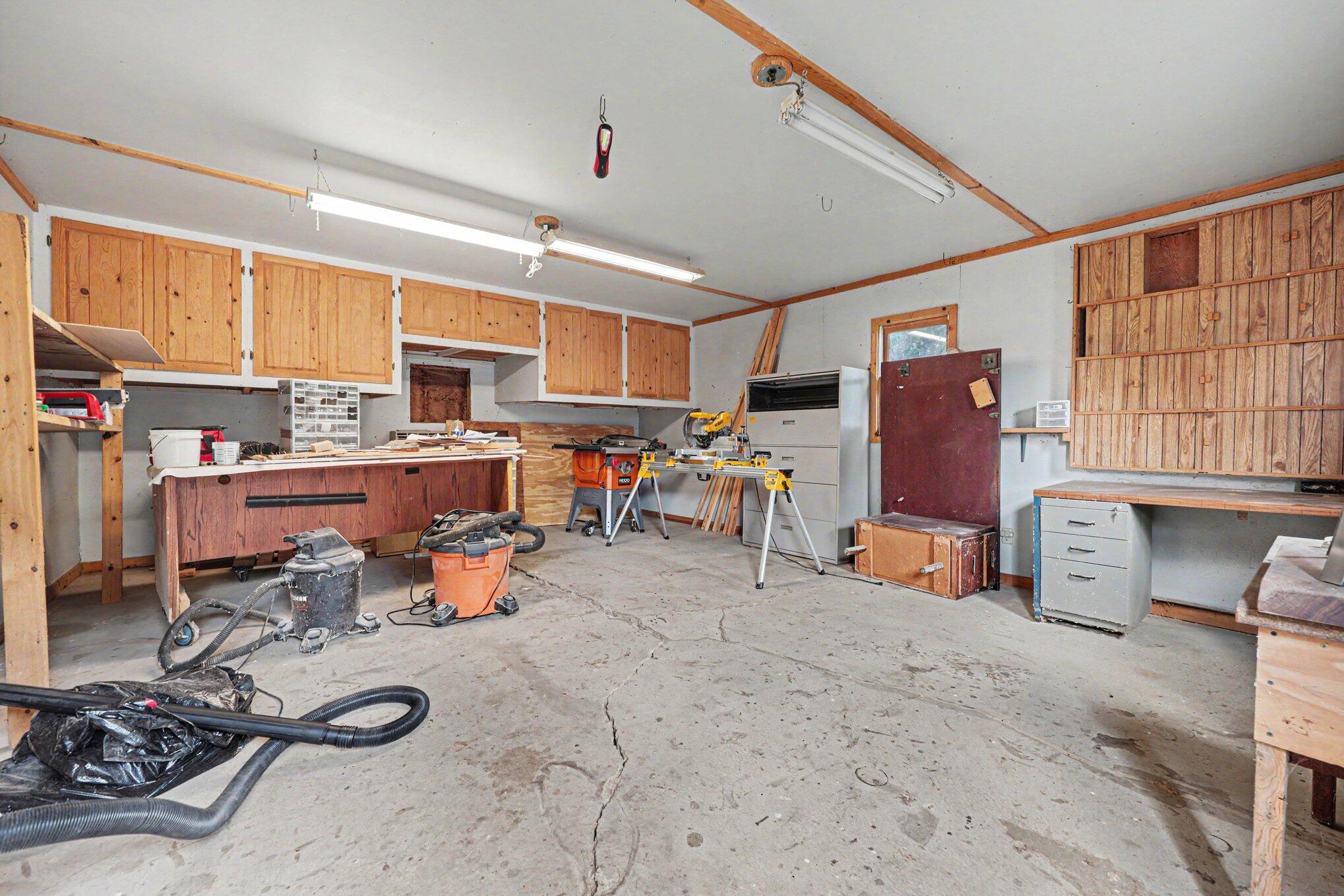 1657 Loralee Street SE Grand Rapids MI 49508