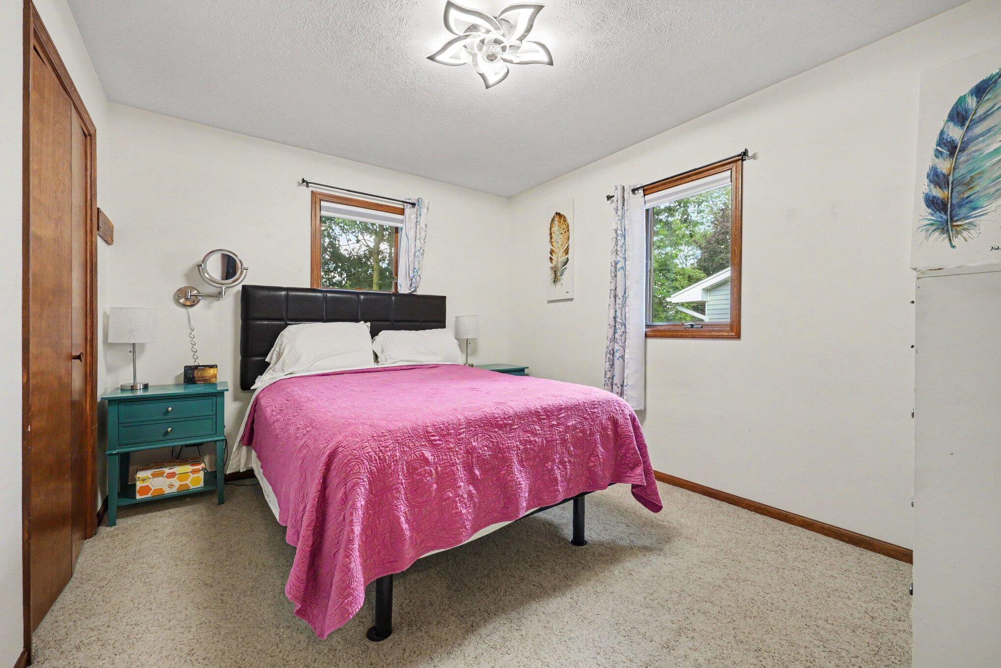 1657 Loralee Street SE Grand Rapids MI 49508