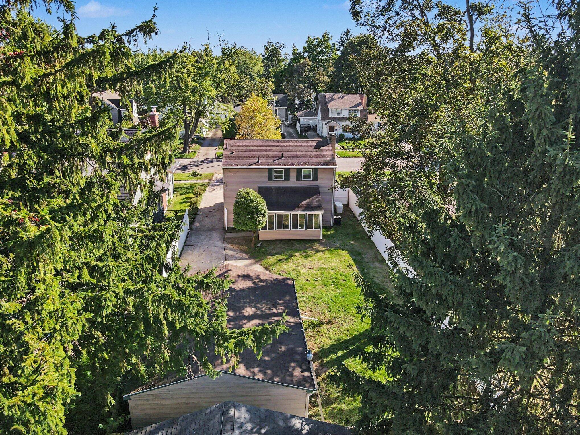436 Edgemoor Avenue Kalamazoo MI 49001