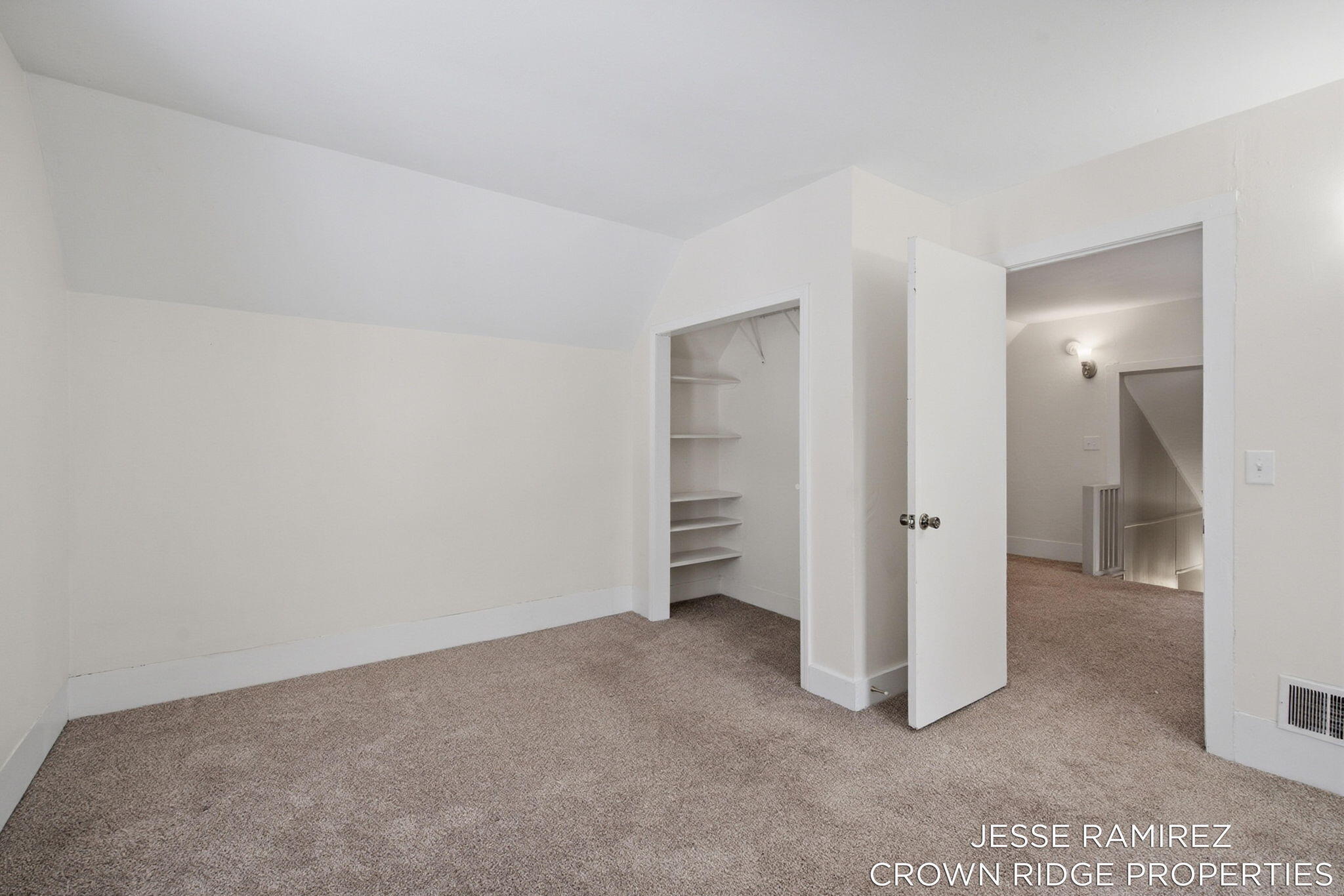 308 W 14th Street Holland MI 49423