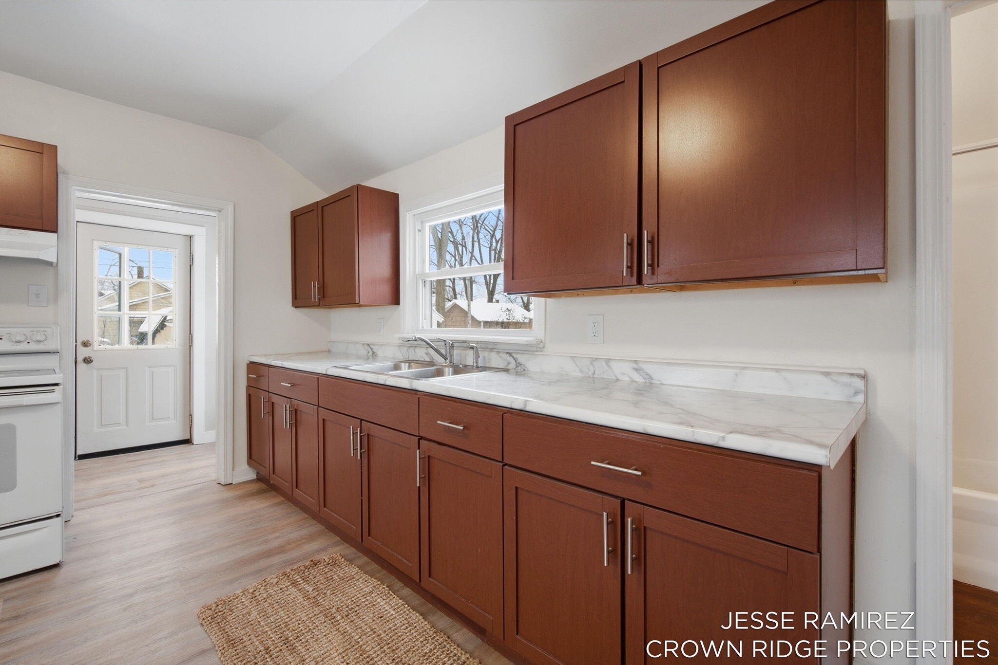 308 W 14th Street Holland MI 49423