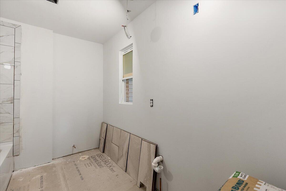 8945 Vergennes Street SE Ada MI 49301