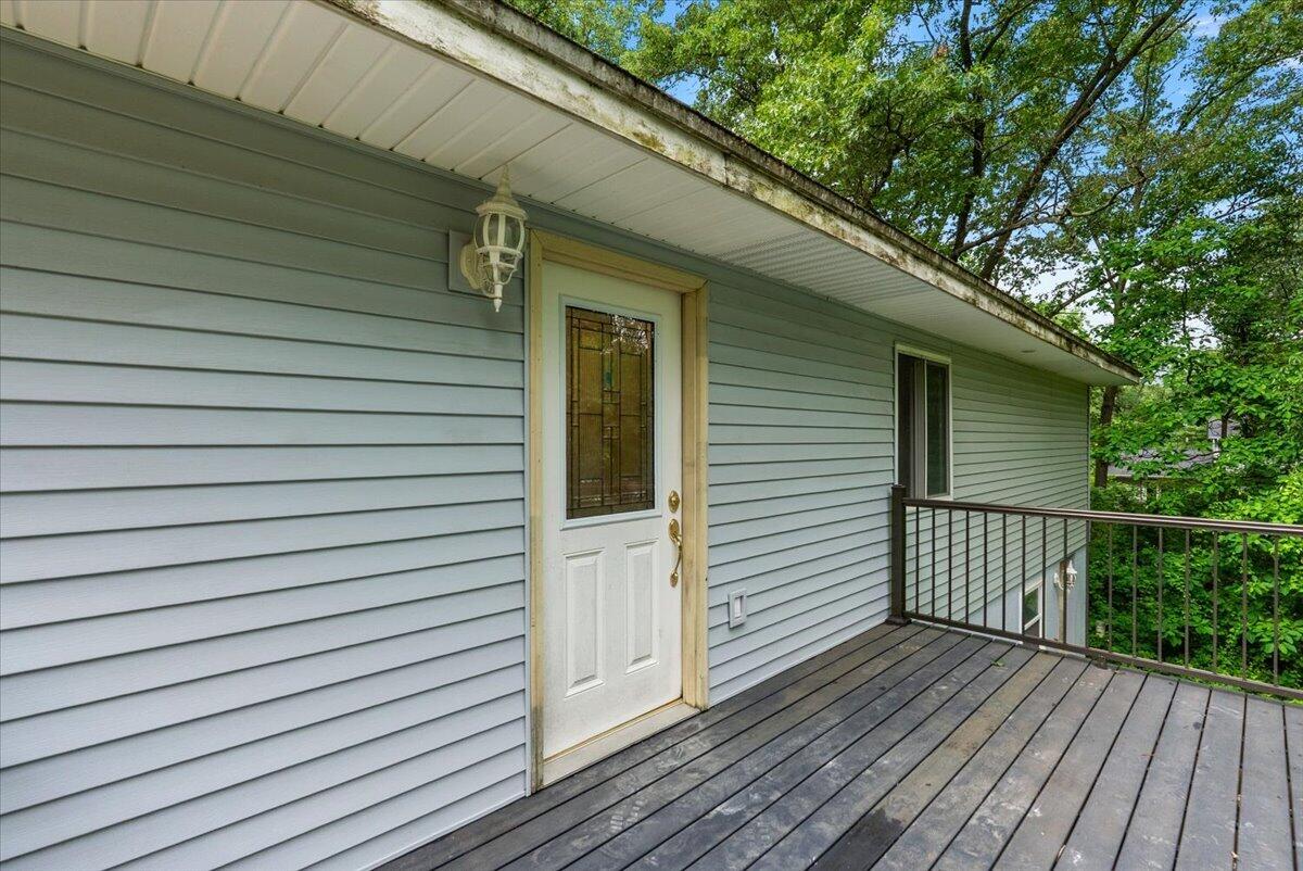 8945 Vergennes Street SE Ada MI 49301
