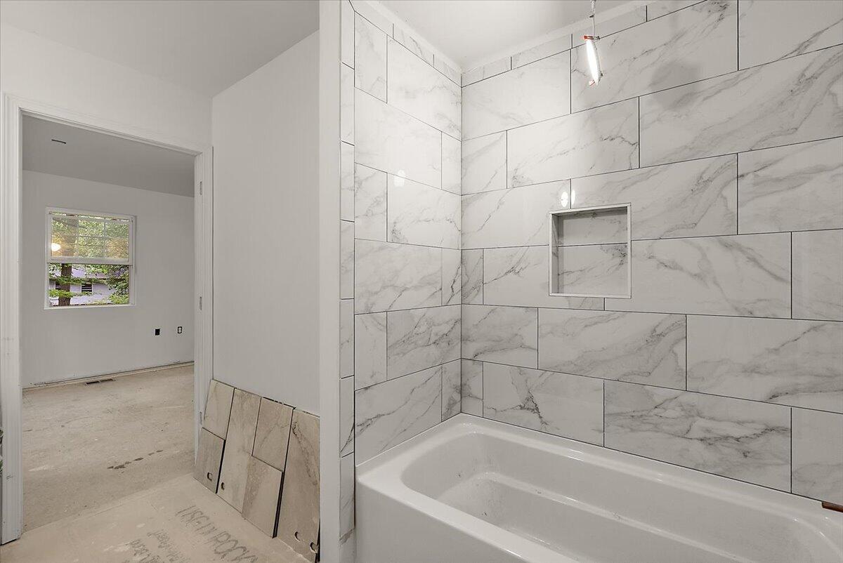 8945 Vergennes Street SE Ada MI 49301