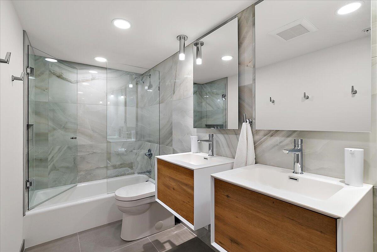 371 Dunegrass Circle Drive Saugatuck MI 49453