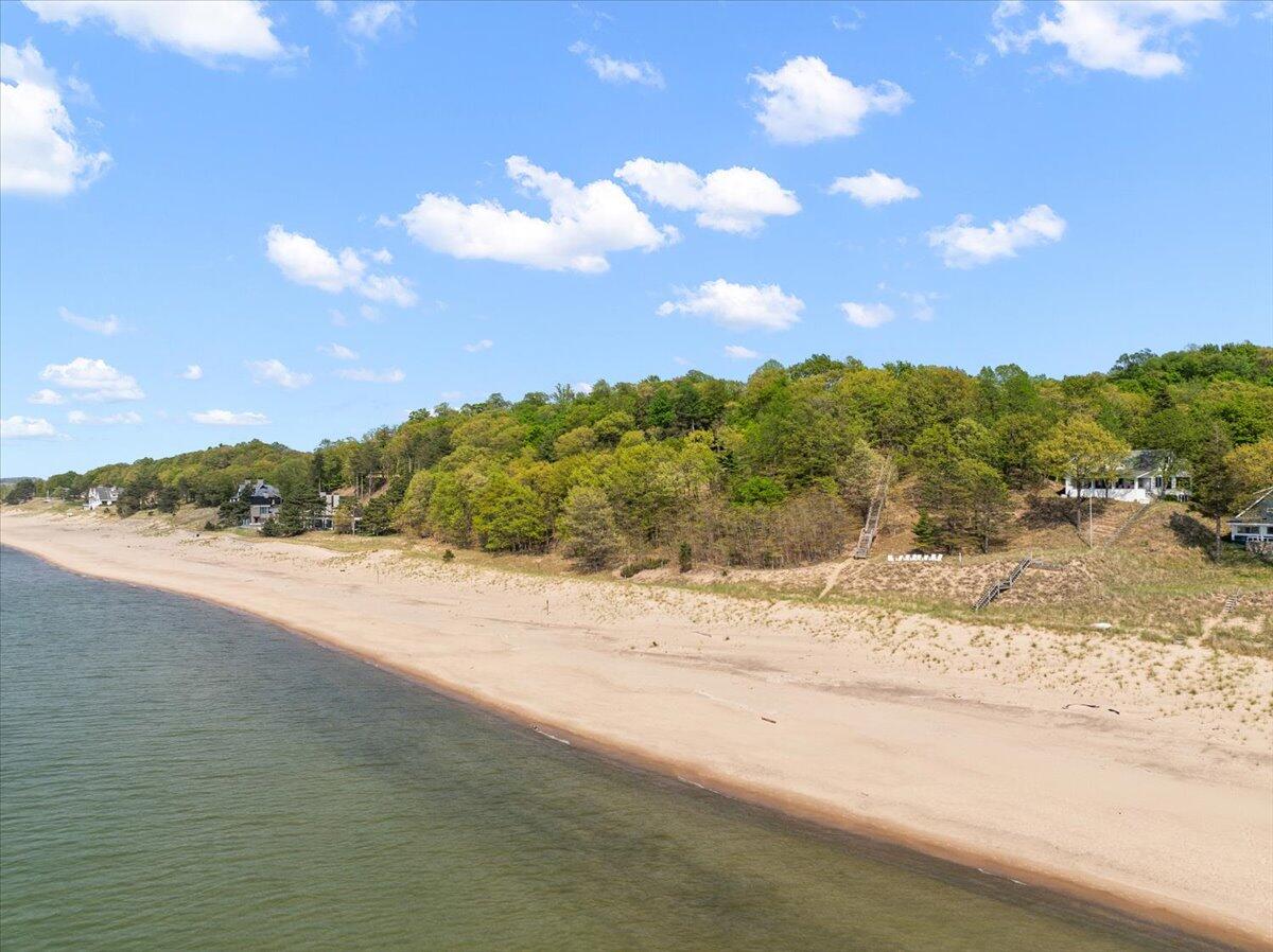 371 Dunegrass Circle Drive Saugatuck MI 49453