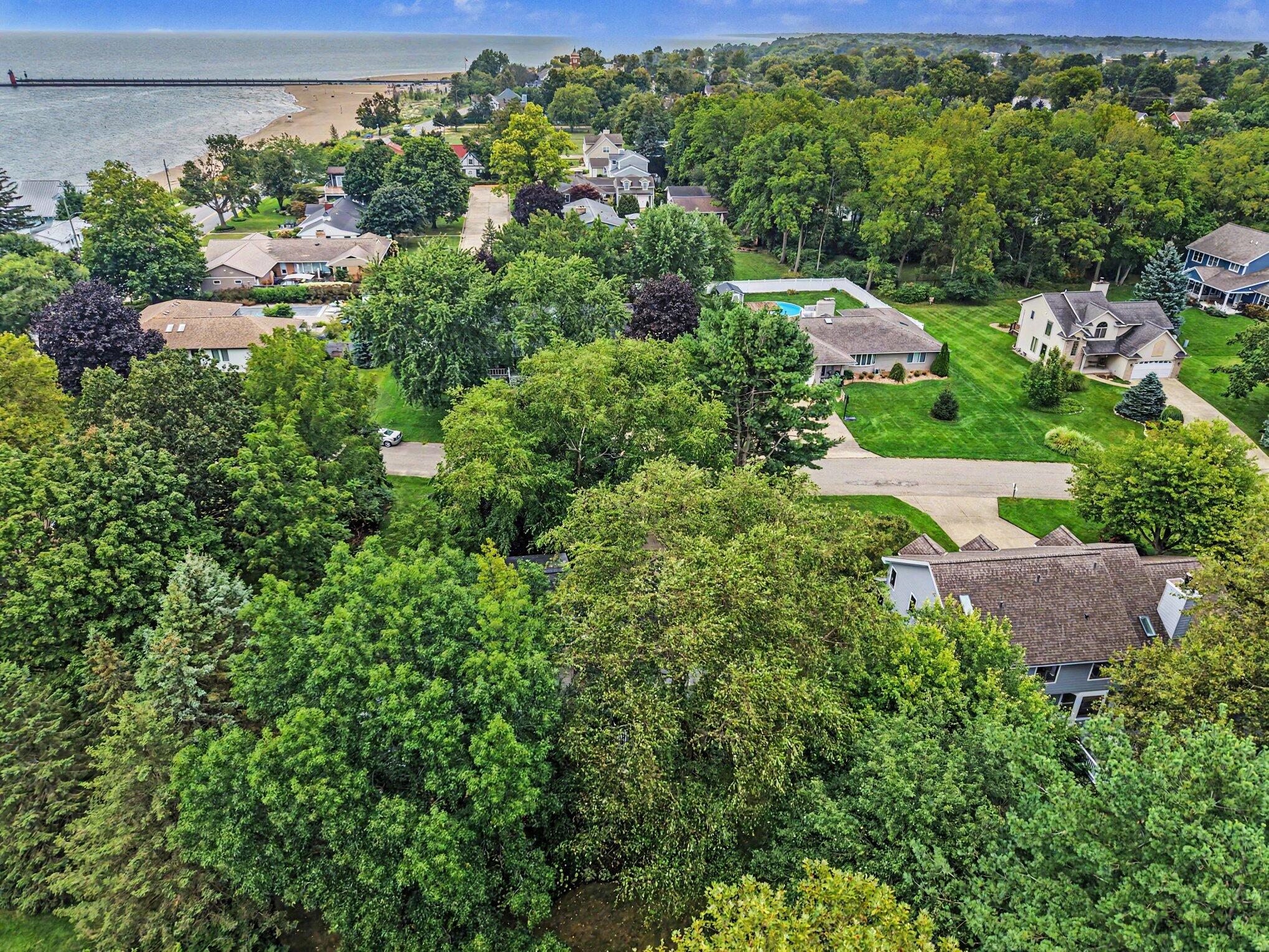 60 Gabriel Drive South Haven MI 49090