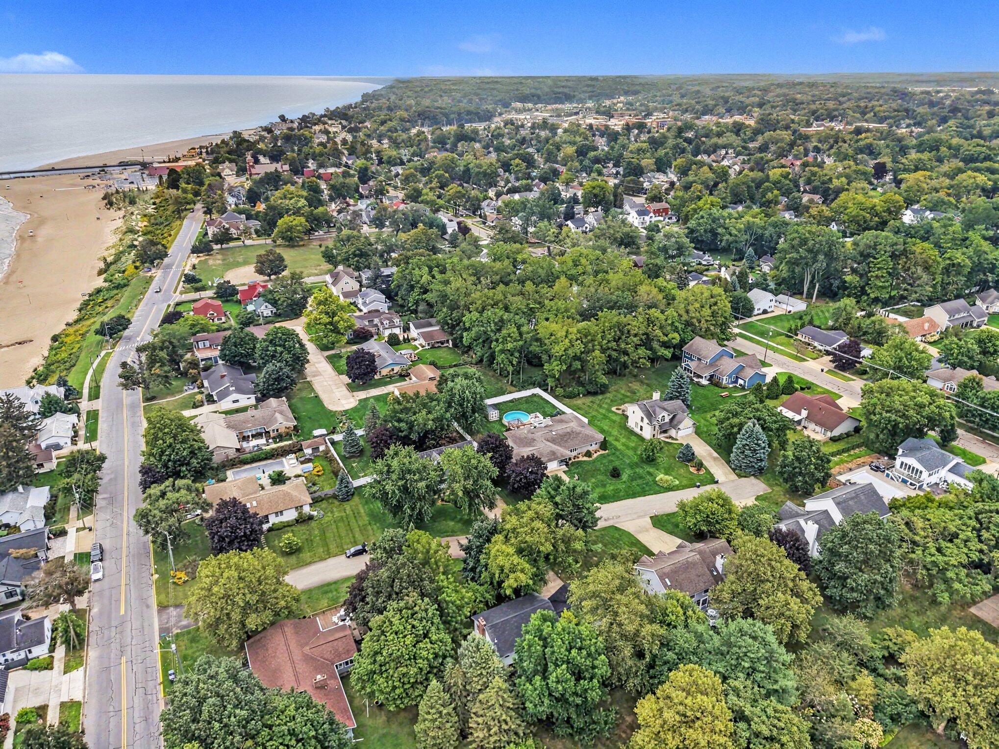 60 Gabriel Drive South Haven MI 49090