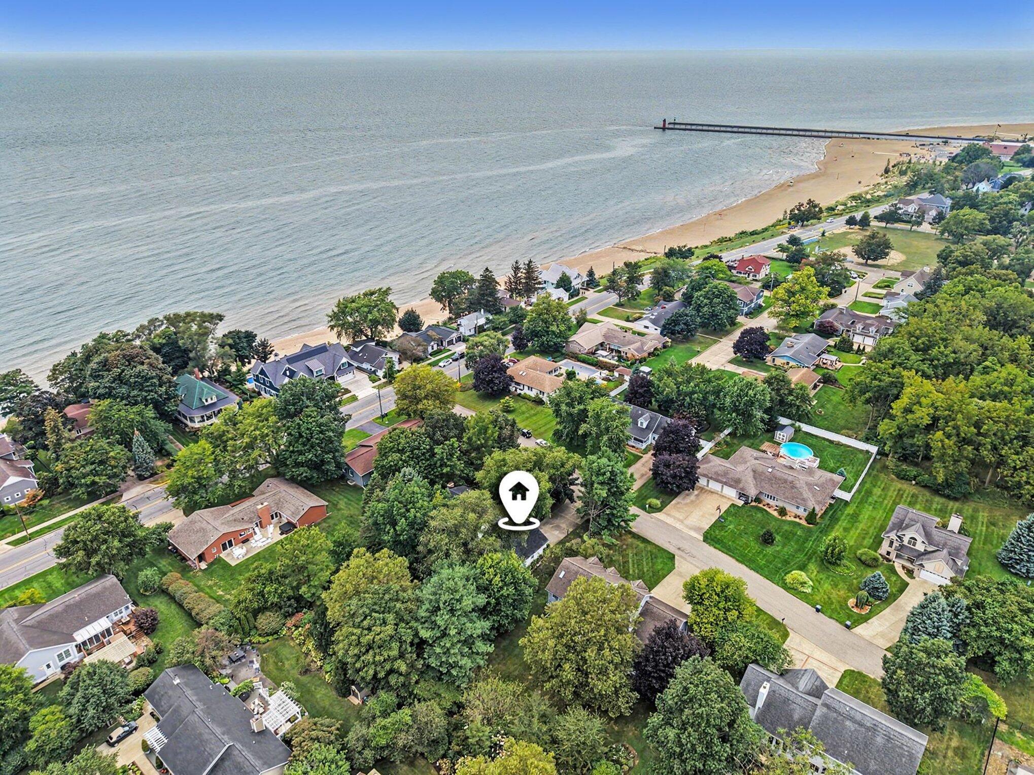 60 Gabriel Drive South Haven MI 49090