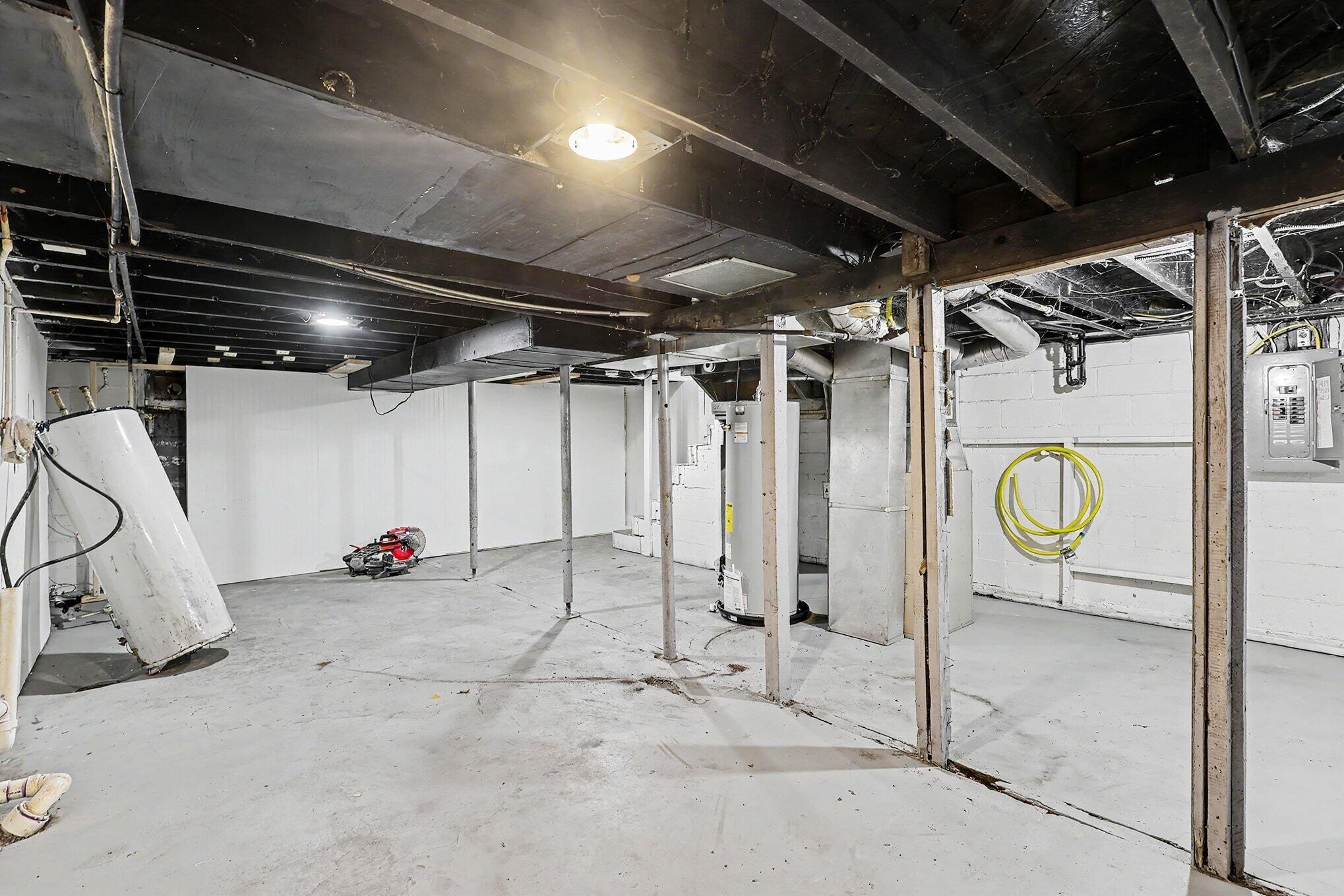 2341 Howden Street Muskegon MI 49444