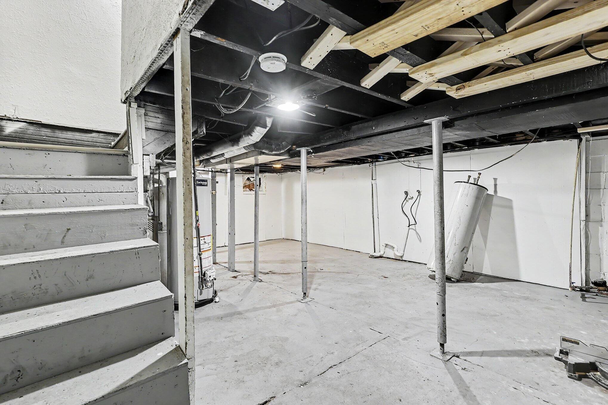 2341 Howden Street Muskegon MI 49444