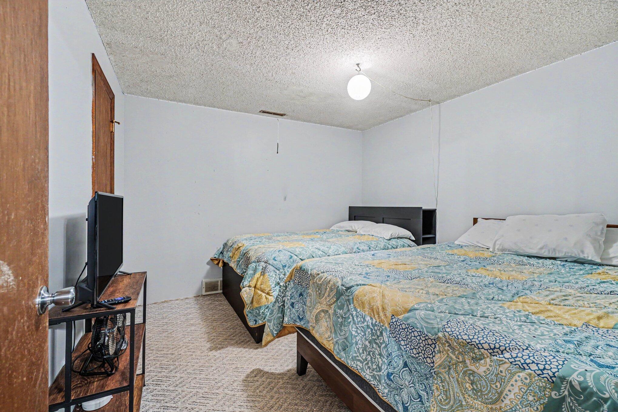 94760 40th Street Decatur MI 49045
