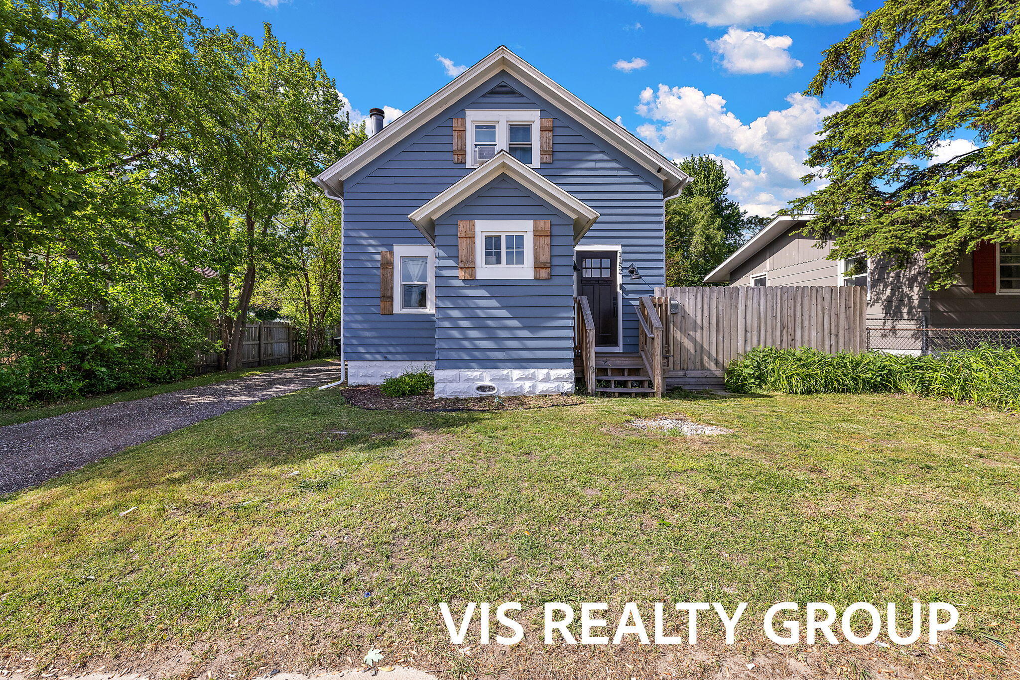 1152 W Laketon Avenue Muskegon MI 49441