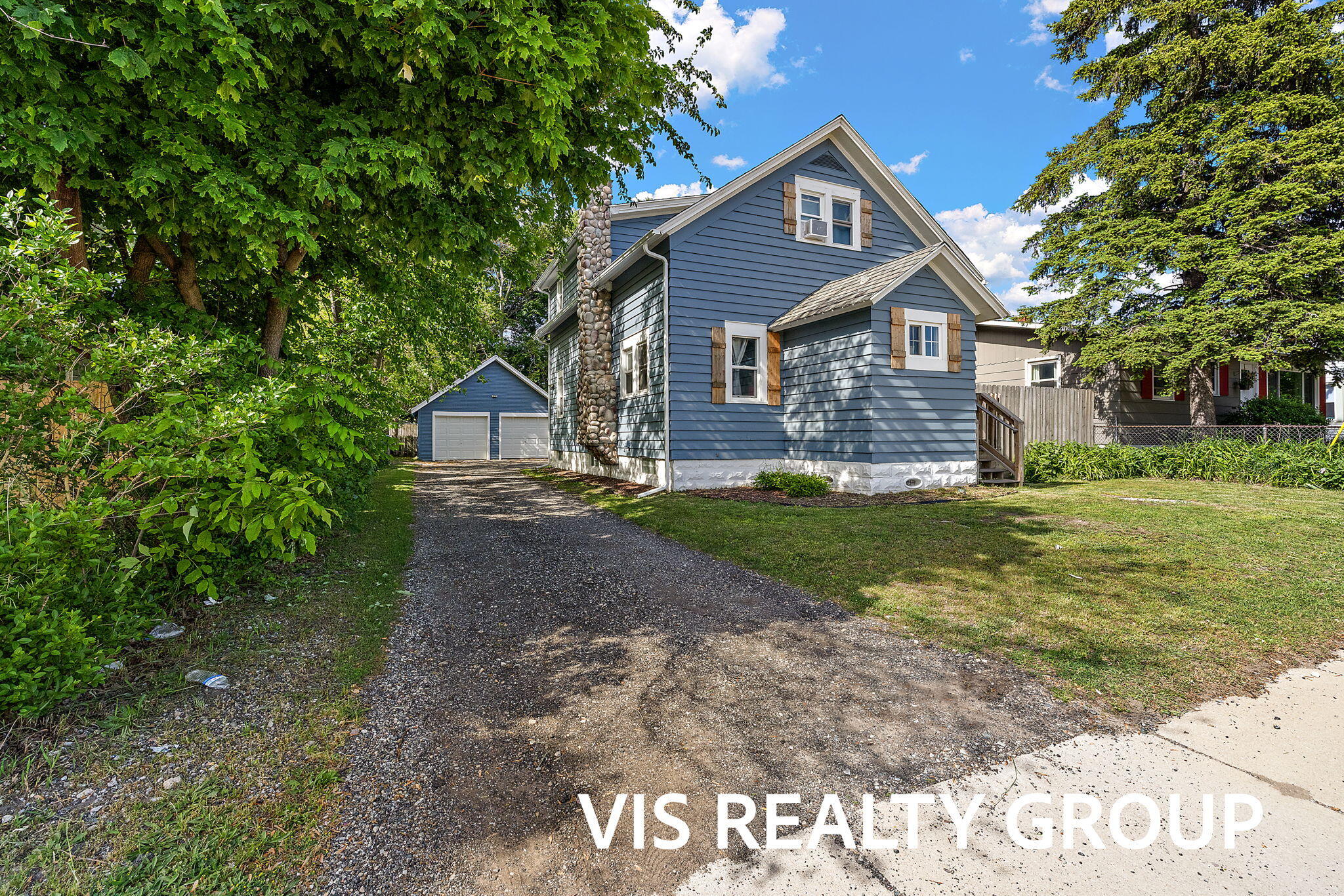 1152 W Laketon Avenue Muskegon MI 49441