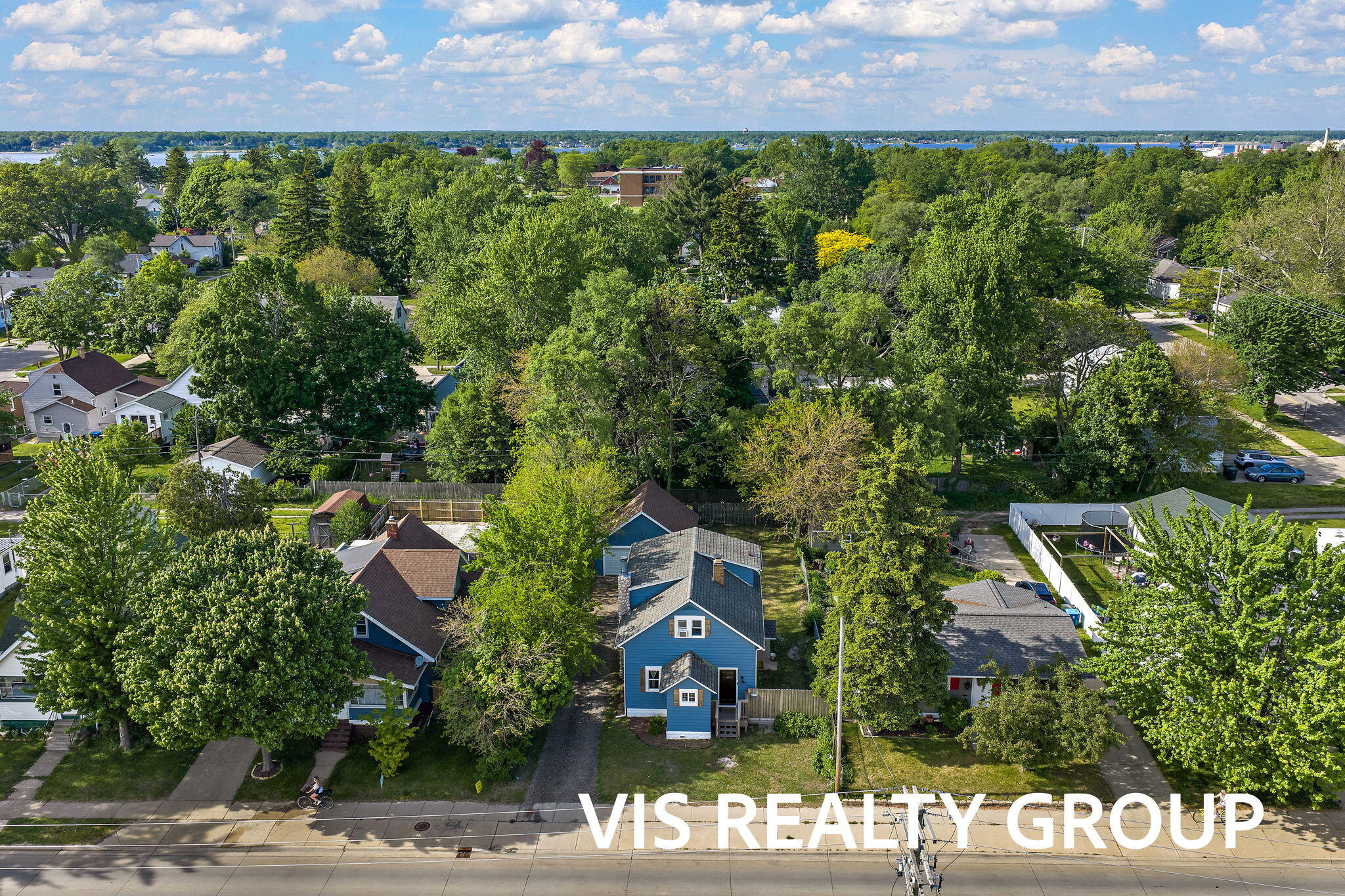 1152 W Laketon Avenue Muskegon MI 49441