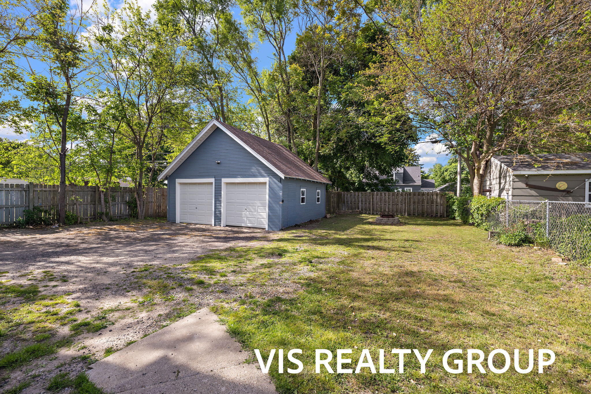 1152 W Laketon Avenue Muskegon MI 49441