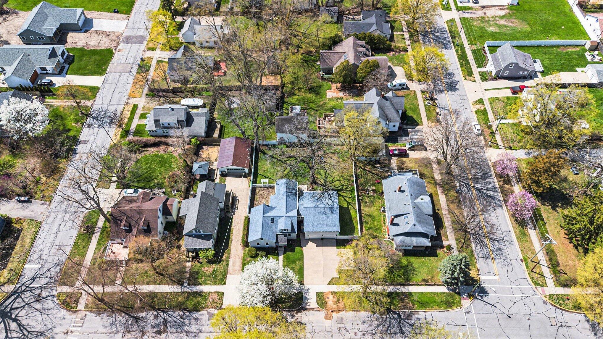 512 Lagrange Street South Haven MI 49090