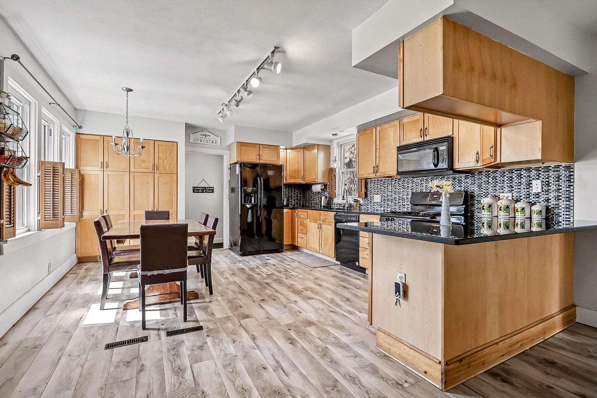 512 Lagrange Street South Haven MI 49090