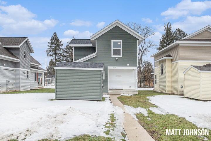 624 Hazen Street SE Grand Rapids MI 49507