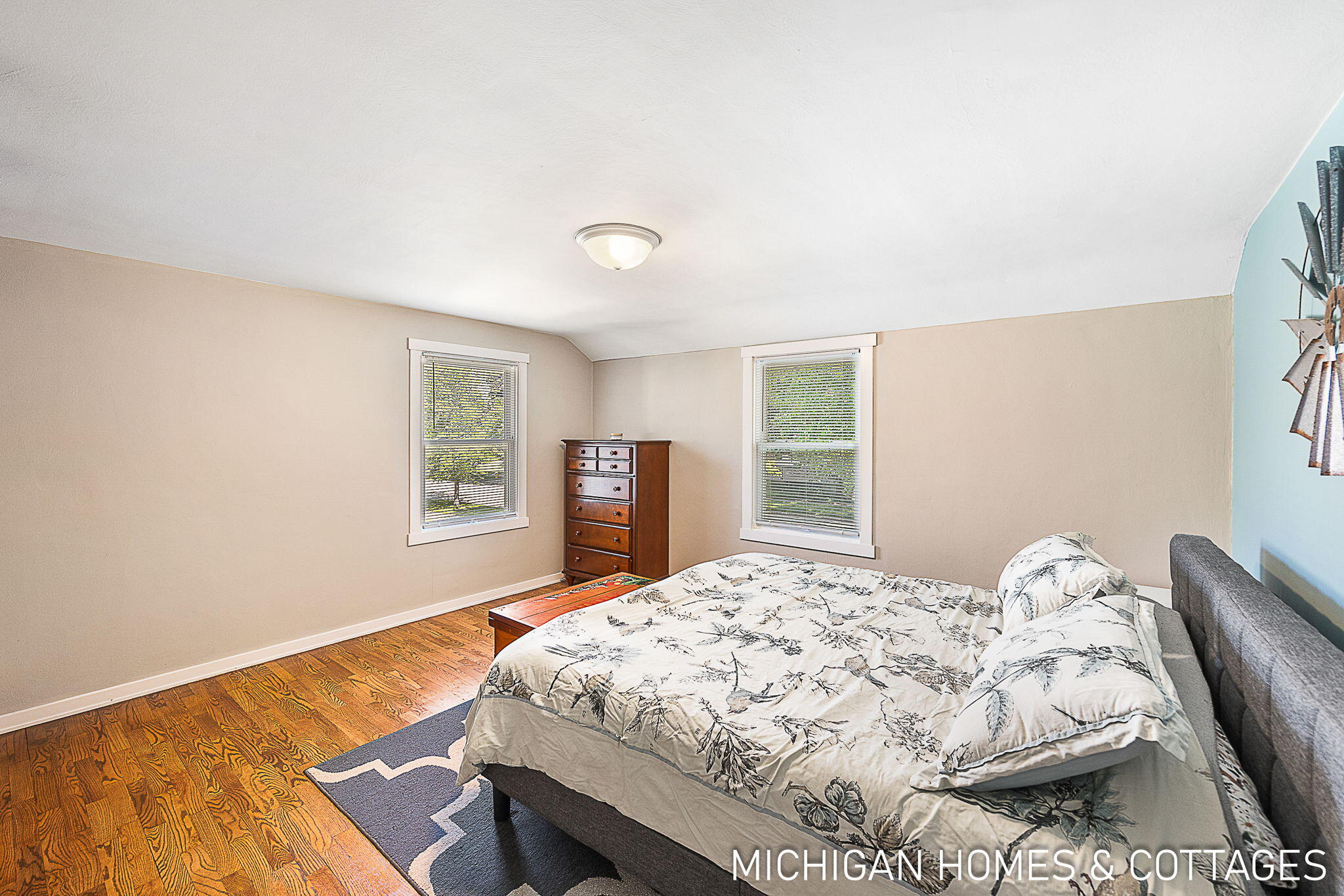52 W 27th Street Holland MI 49423