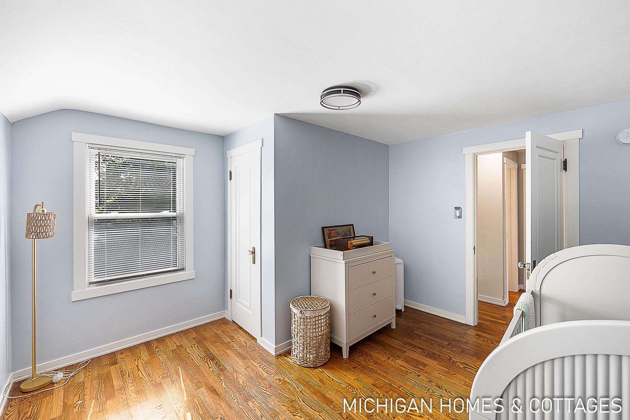 52 W 27th Street Holland MI 49423