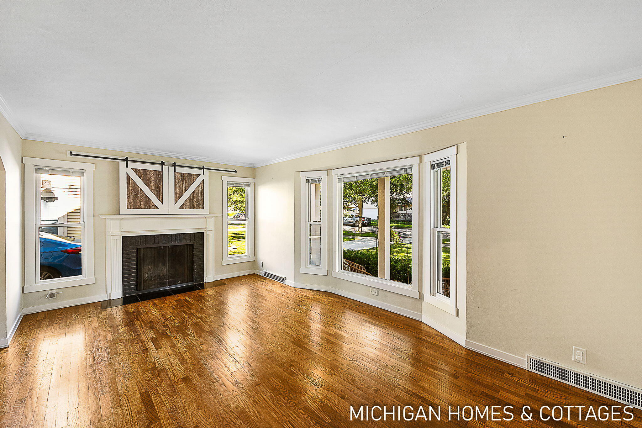 52 W 27th Street Holland MI 49423