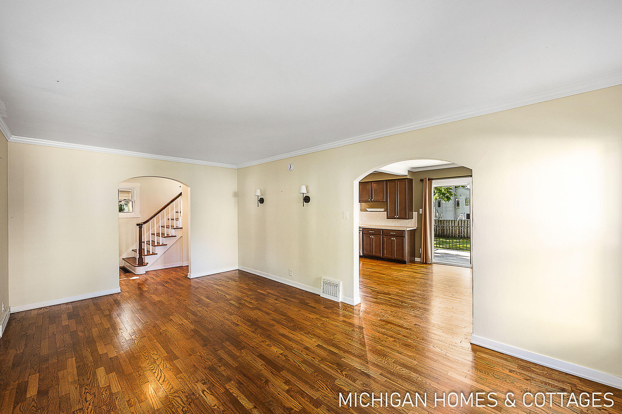 52 W 27th Street Holland MI 49423