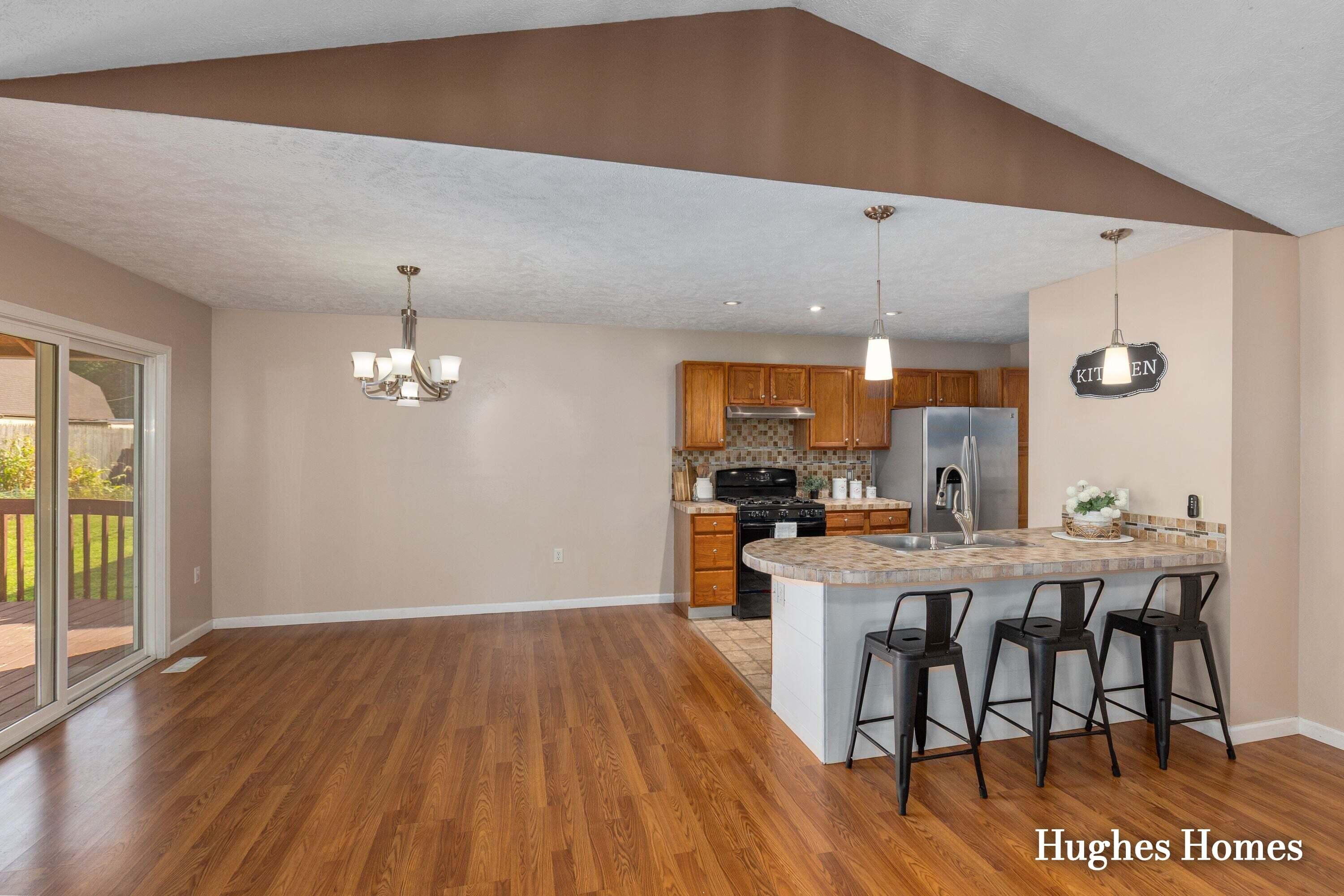 733 Blustone Court SE Grand Rapids MI 49548