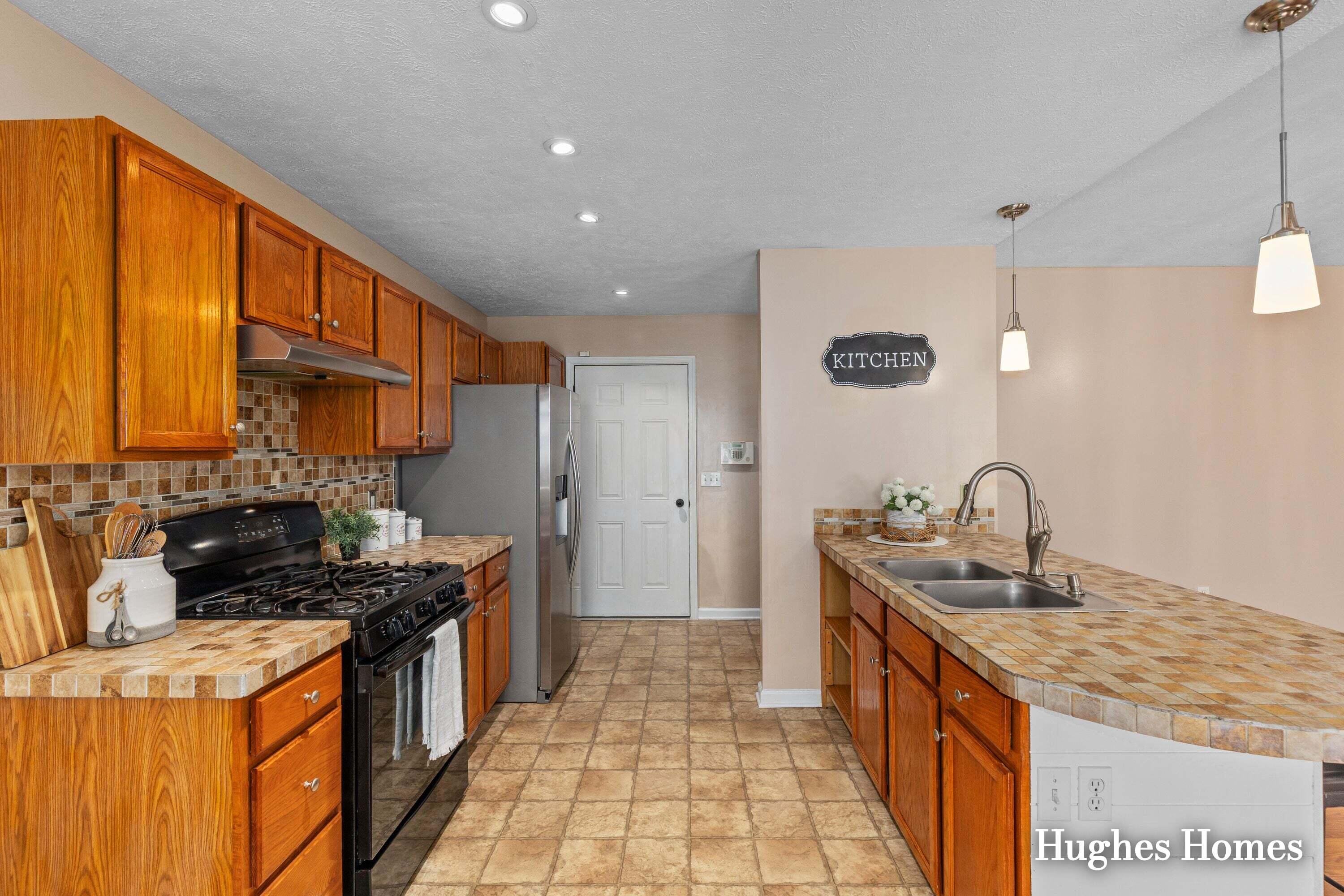 733 Blustone Court SE Grand Rapids MI 49548