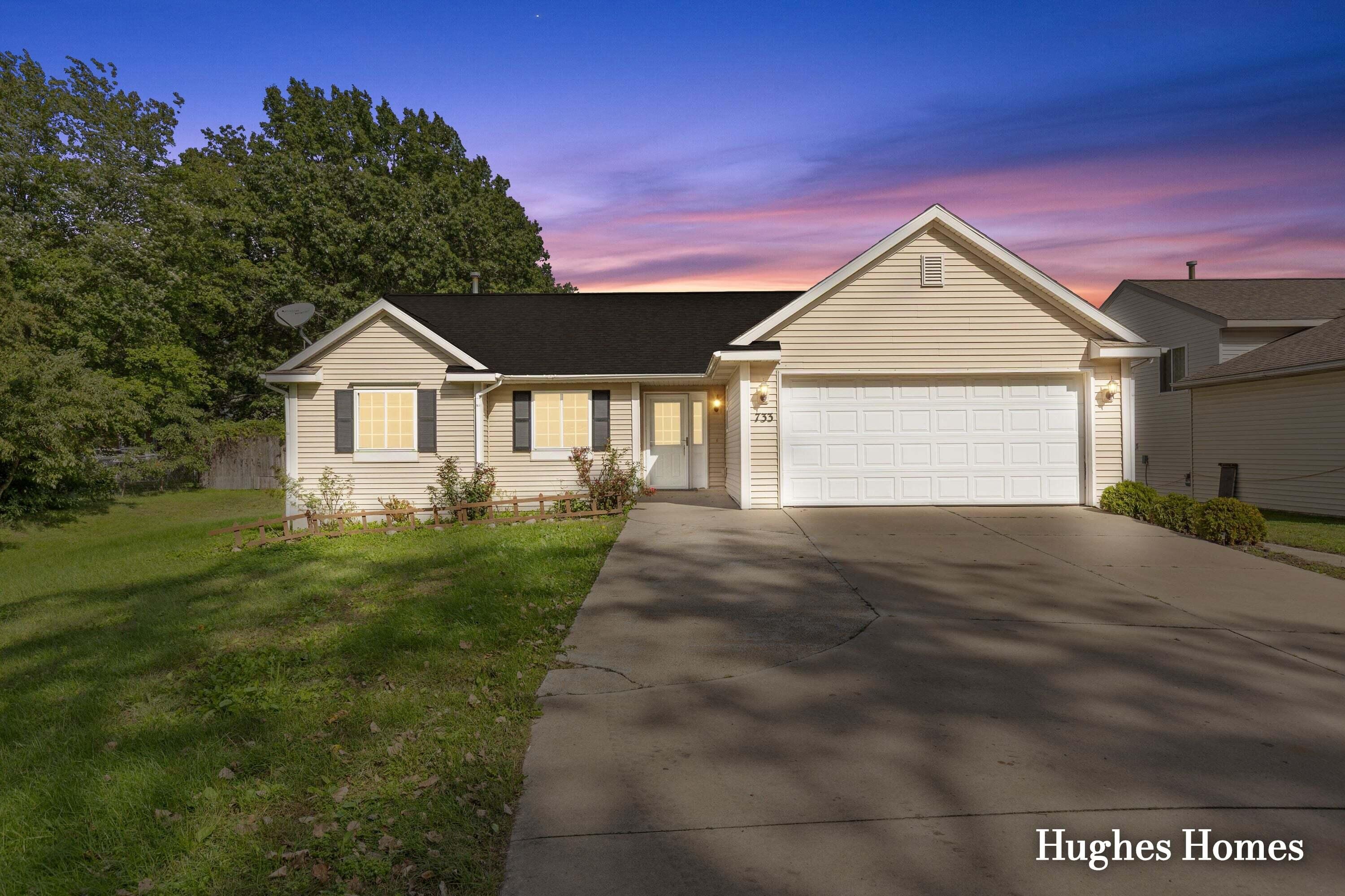 733 Blustone Court SE Grand Rapids MI 49548