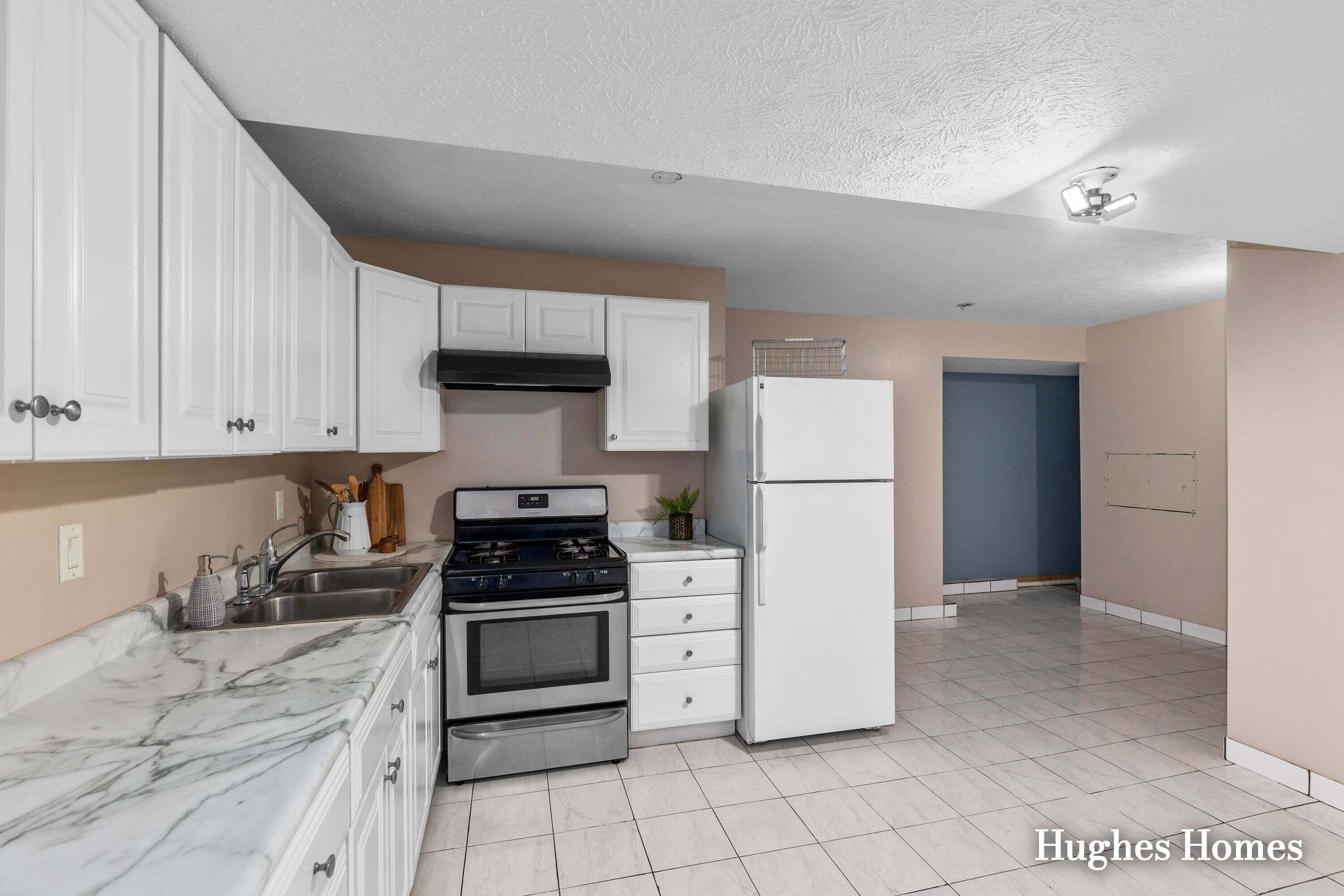 733 Blustone Court SE Grand Rapids MI 49548