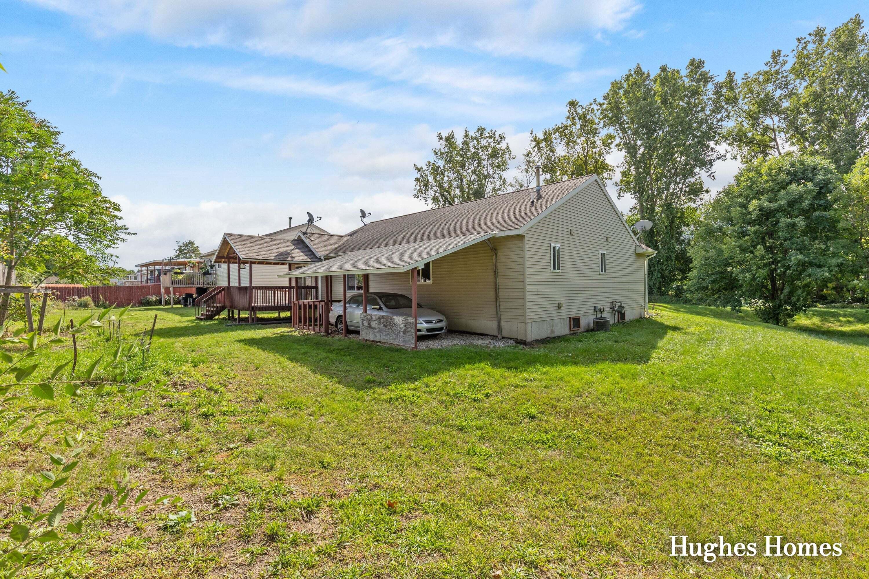 733 Blustone Court SE Grand Rapids MI 49548
