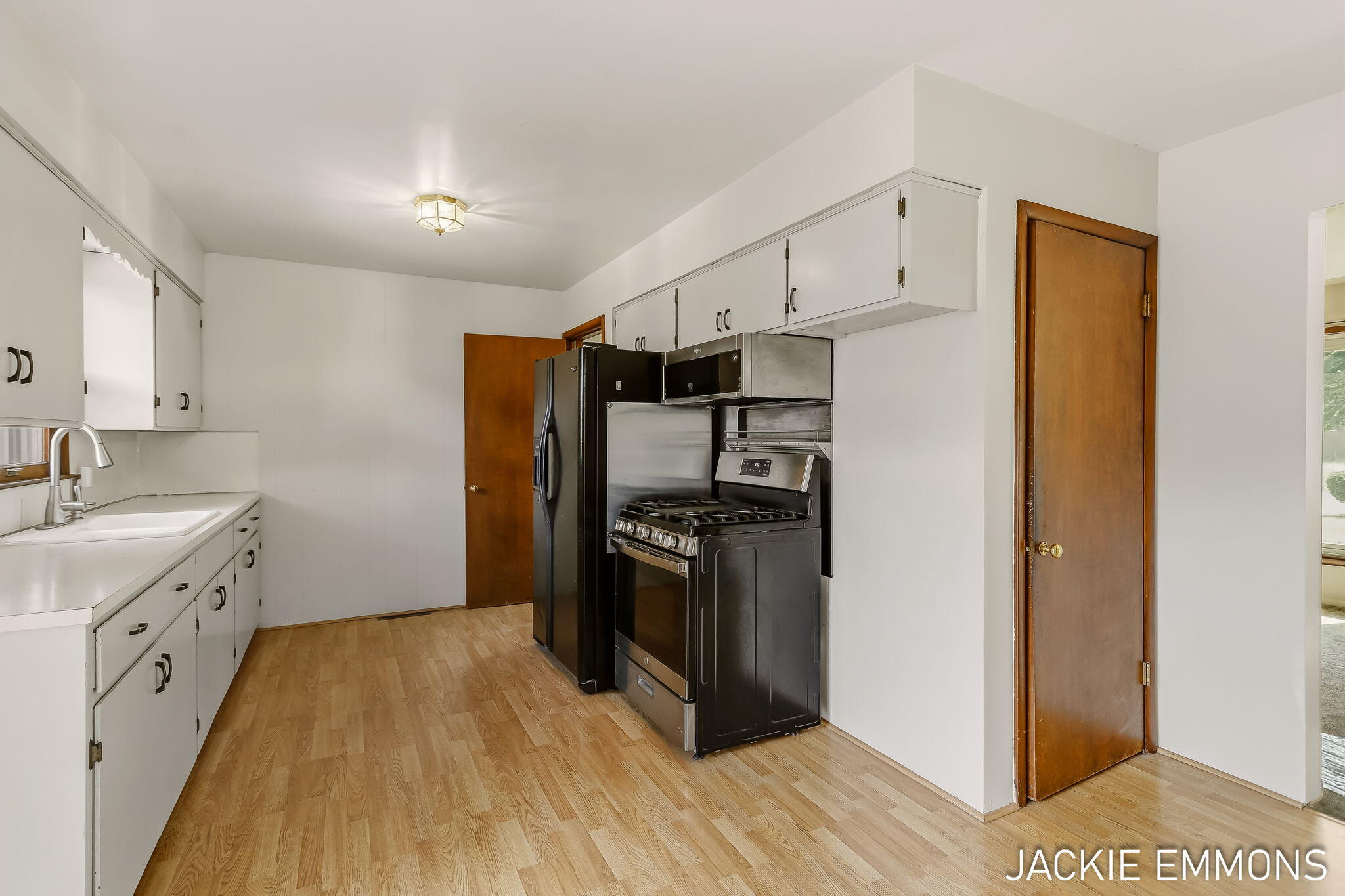 731 66th Street SE Grand Rapids MI 49548