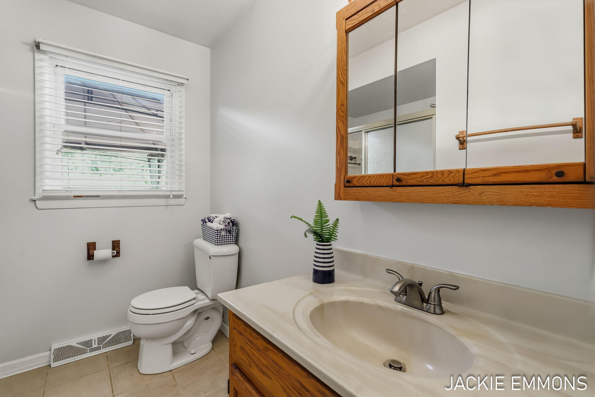 731 66th Street SE Grand Rapids MI 49548