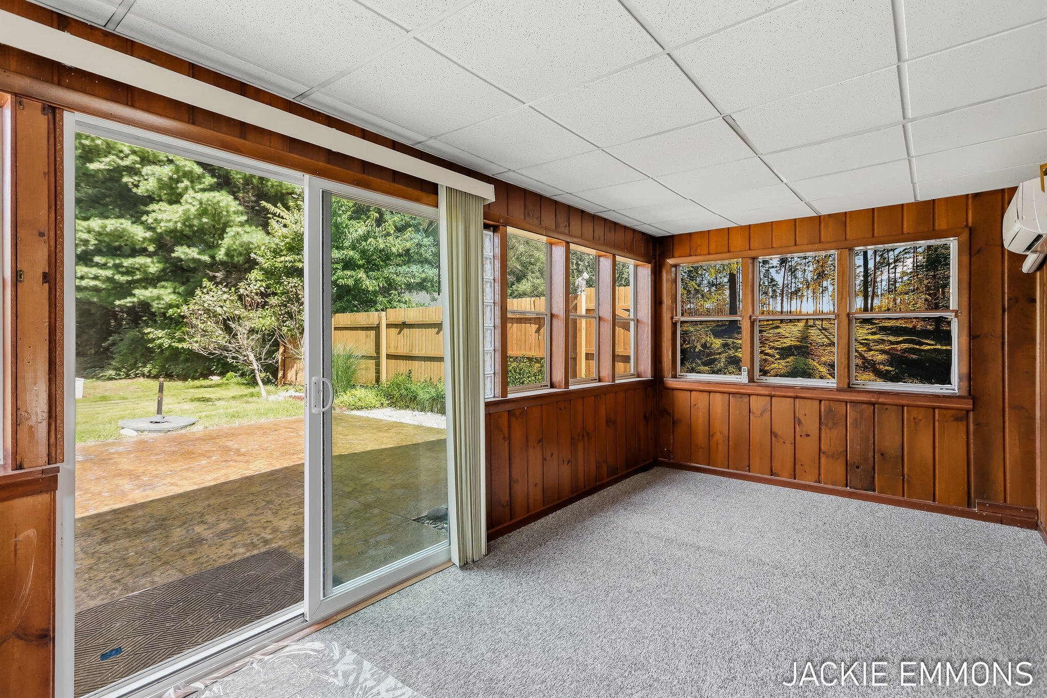 731 66th Street SE Grand Rapids MI 49548